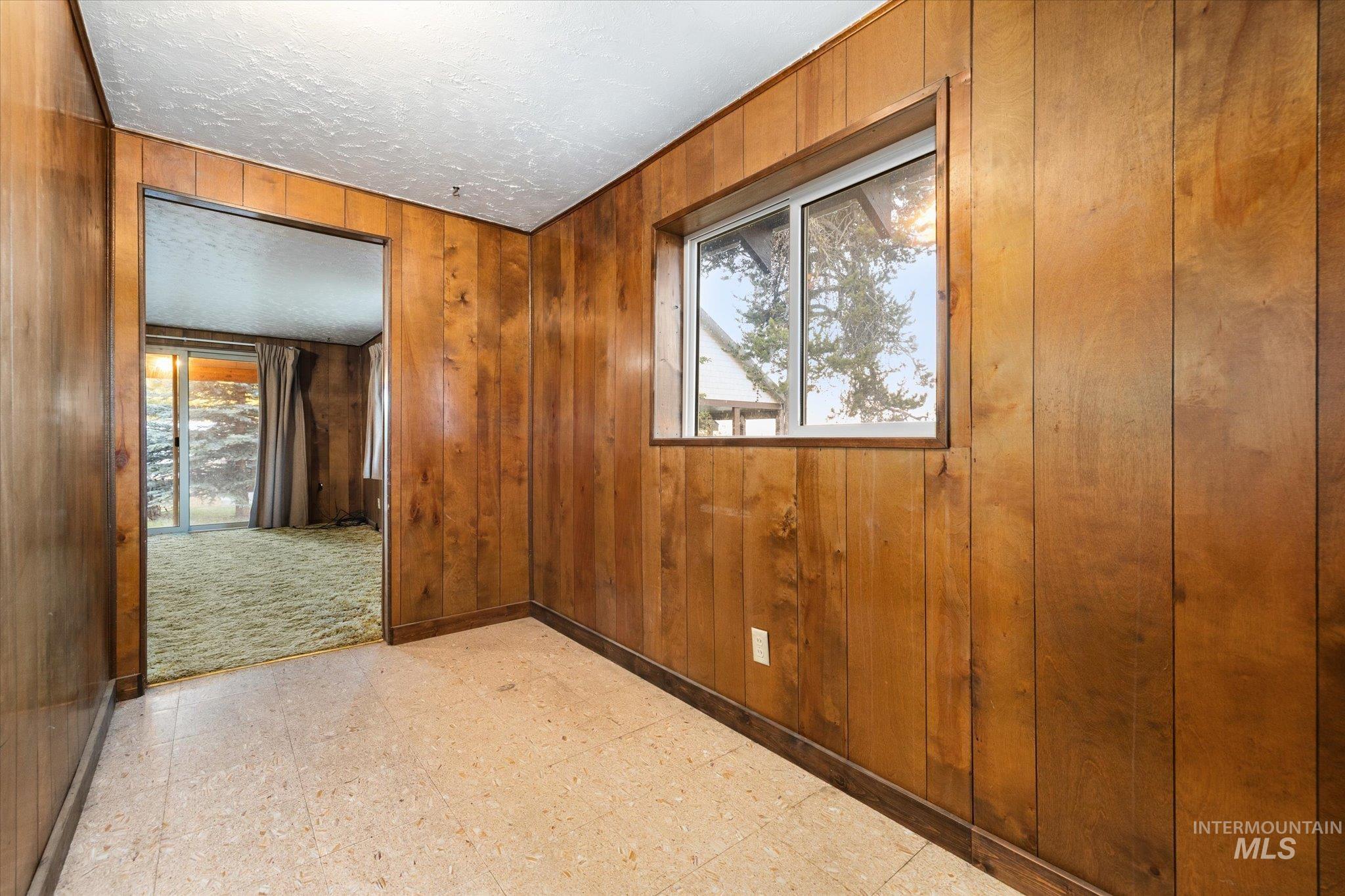 13029 DeLayne Rd, Donnelly, Idaho 83615, 5 Bedrooms, 1 Bathroom, Residential For Sale, Price $1,295,000, 98990256
