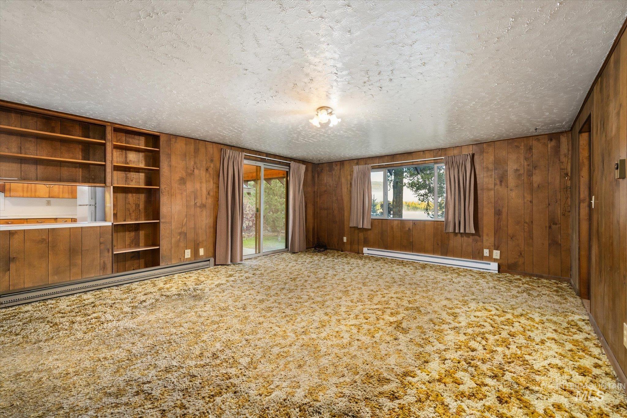 13029 DeLayne Rd, Donnelly, Idaho 83615, 5 Bedrooms, 1 Bathroom, Residential For Sale, Price $1,295,000, 98990256