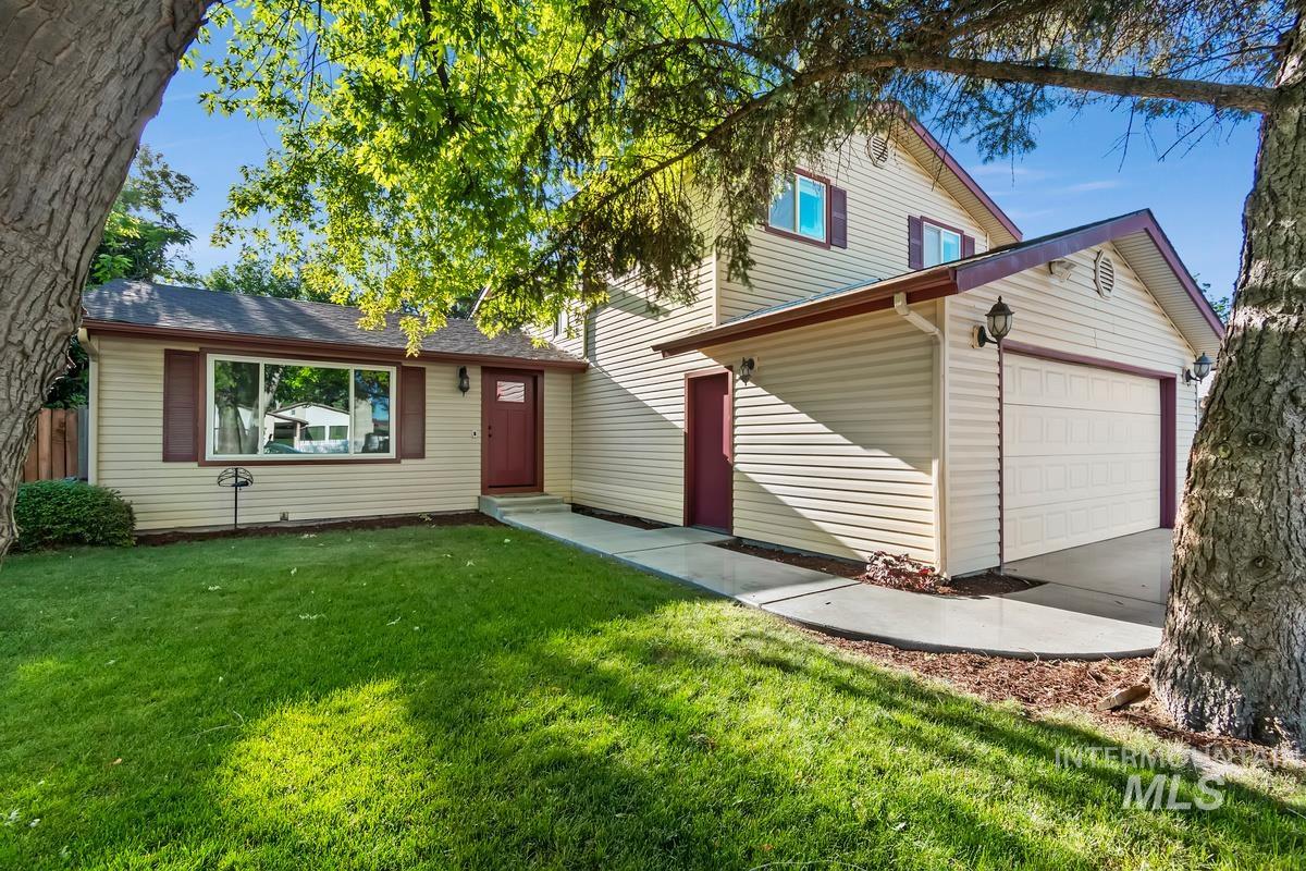 2330 S Quicksilver St, Boise, Idaho 83705, 4 Bedrooms, 2 Bathrooms, Residential For Sale, Price $525,000,MLS 98990257