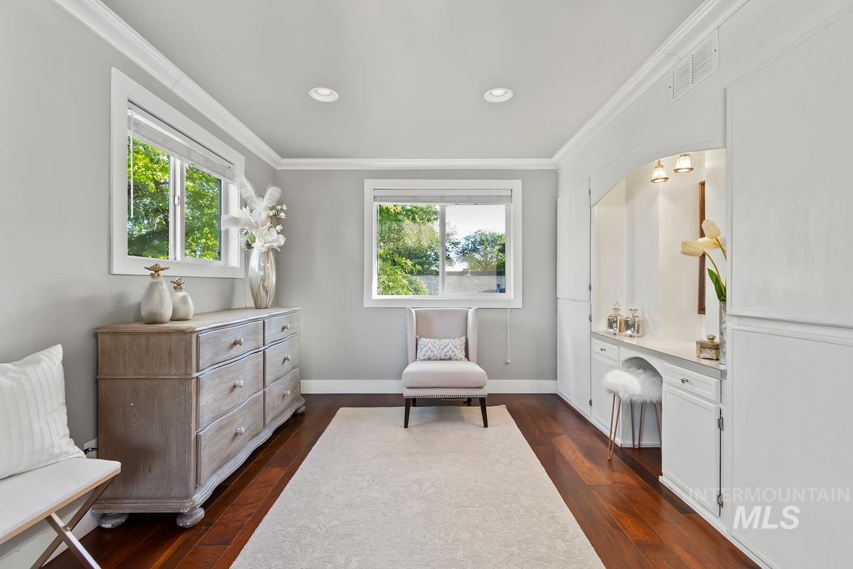 2330 S Quicksilver St, Boise, Idaho 83705, 4 Bedrooms, 2 Bathrooms, Residential For Sale, Price $525,000,MLS 98990257