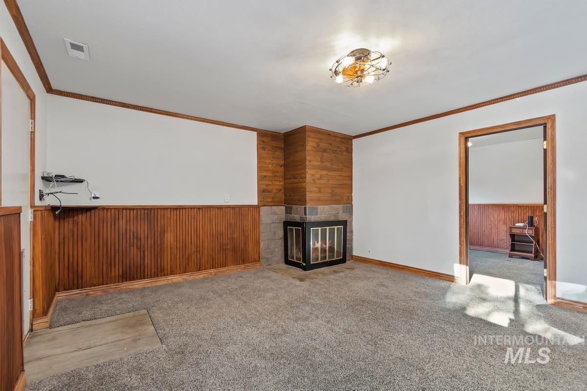 2330 S Quicksilver St, Boise, Idaho 83705, 4 Bedrooms, 2 Bathrooms, Residential For Sale, Price $525,000,MLS 98990257