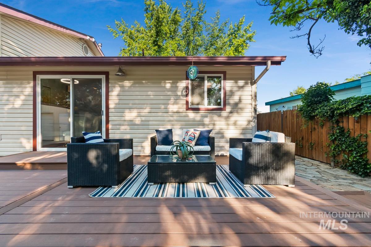 2330 S Quicksilver St, Boise, Idaho 83705, 4 Bedrooms, 2 Bathrooms, Residential For Sale, Price $525,000,MLS 98990257