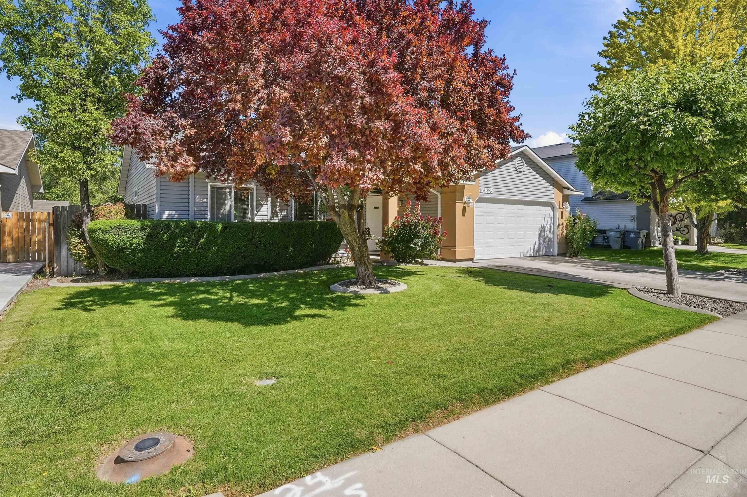 16826 NE Yorkshire Ln, Nampa, Idaho 83687, 3 Bedrooms, 2.5 Bathrooms, Residential For Sale, Price $380,000,MLS 98990261
