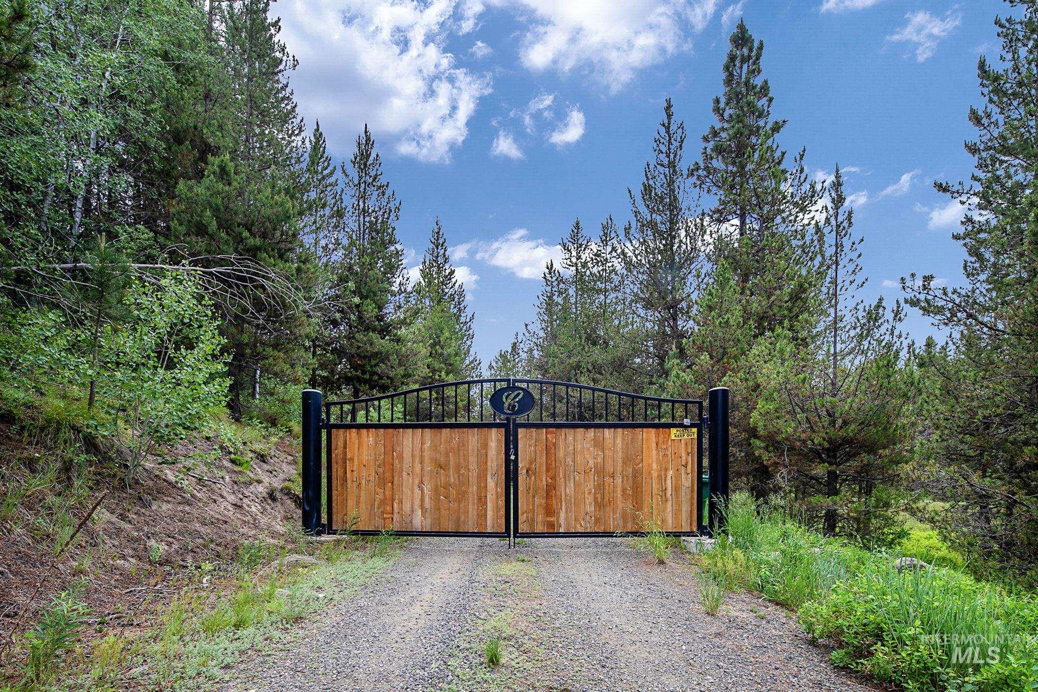 5 Laurins Ln, Cascade, Idaho 83611, Land For Sale, Price $379,900,MLS 98990264