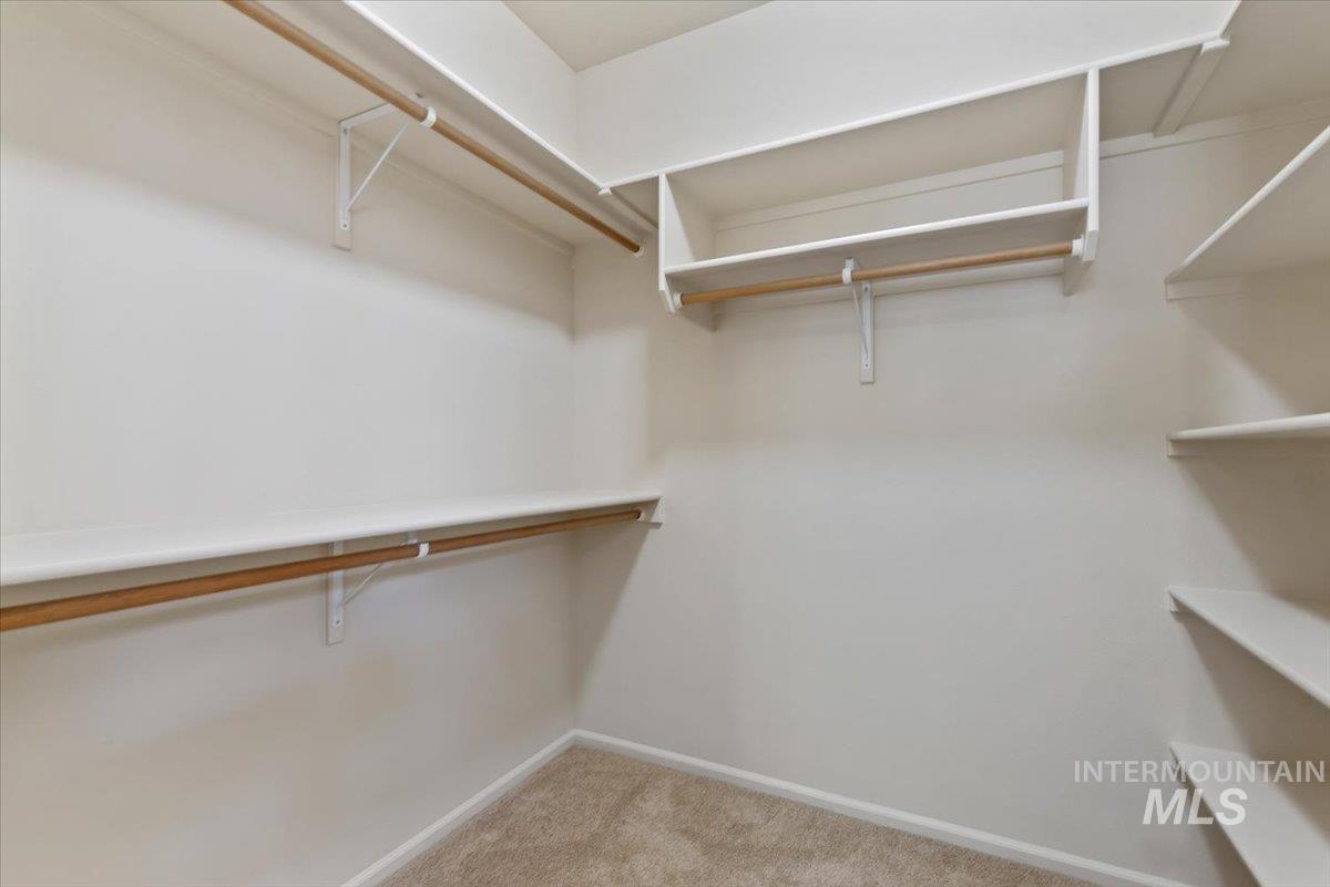 2886 N Richter, Meridian, Idaho 83646, 2 Bedrooms, 2 Bathrooms, Residential For Sale, Price $389,000,MLS 98990266