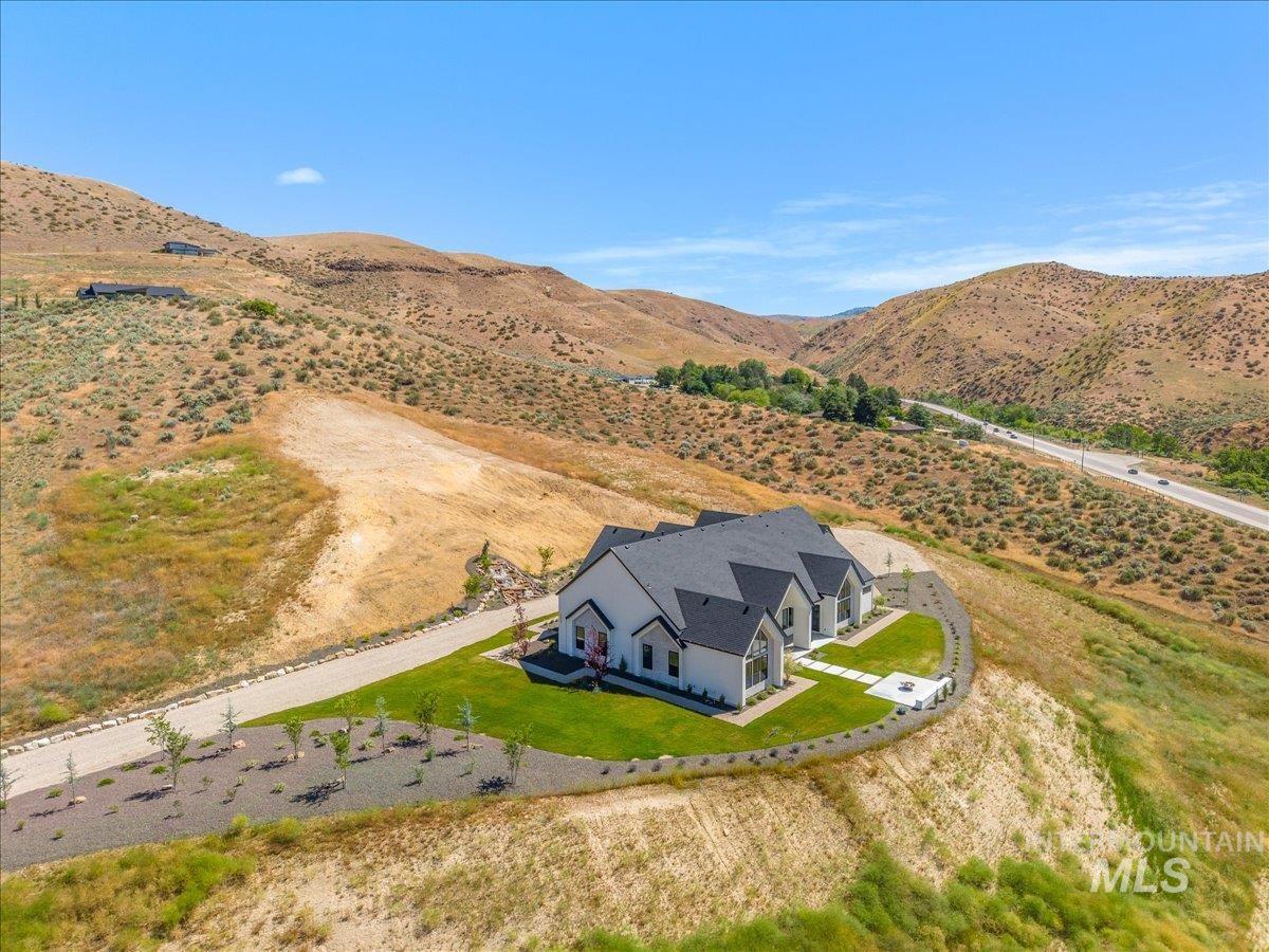 6400 N High Valley, Boise, Idaho 83714, 4 Bedrooms, 4 Bathrooms, Residential For Sale, Price $2,599,000, 98990267