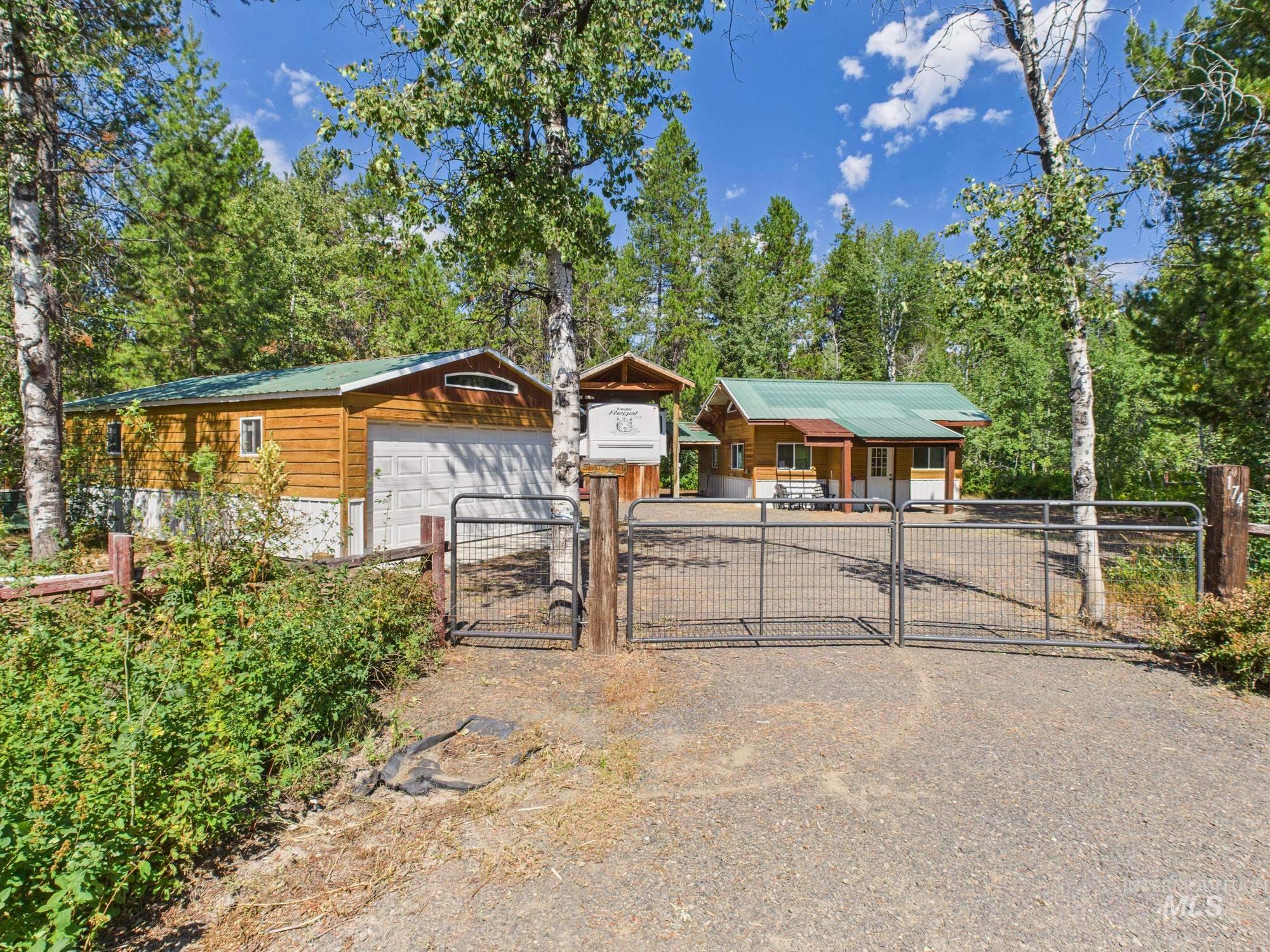 174 Lake Trail Dr, Donnelly, Idaho 83616, 2 Bedrooms, 2 Bathrooms, Residential For Sale, Price $312,000,MLS 98990273