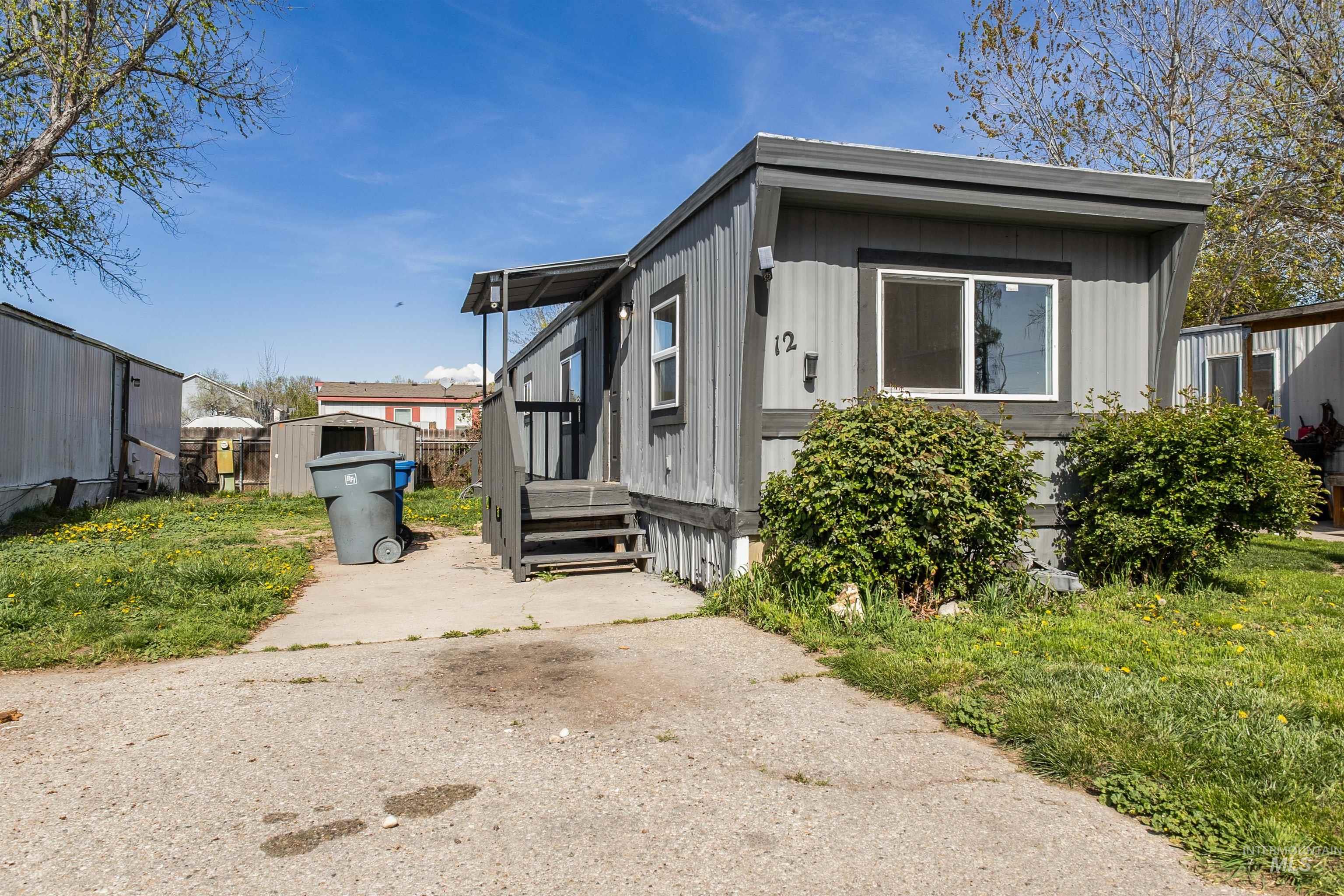 408 E 51St St, Garden City, Idaho 83714, 2 Bedrooms, 1 Bathroom, Residential For Sale, Price $59,900,MLS 98990275