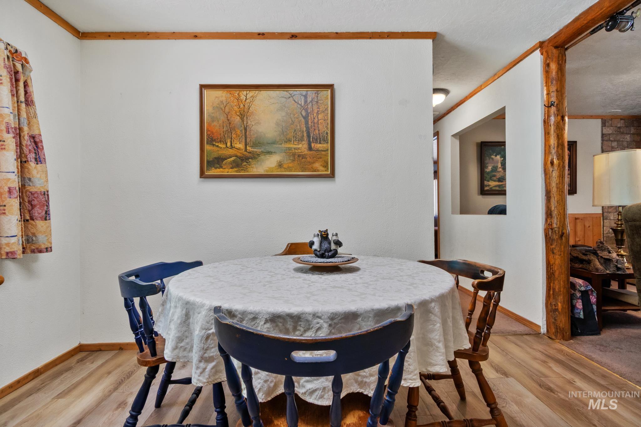 29 Beaver Creek Rd, Boise, Idaho 83716-3323, 3 Bedrooms, 2 Bathrooms, Residential For Sale, Price $249,900, 98990280