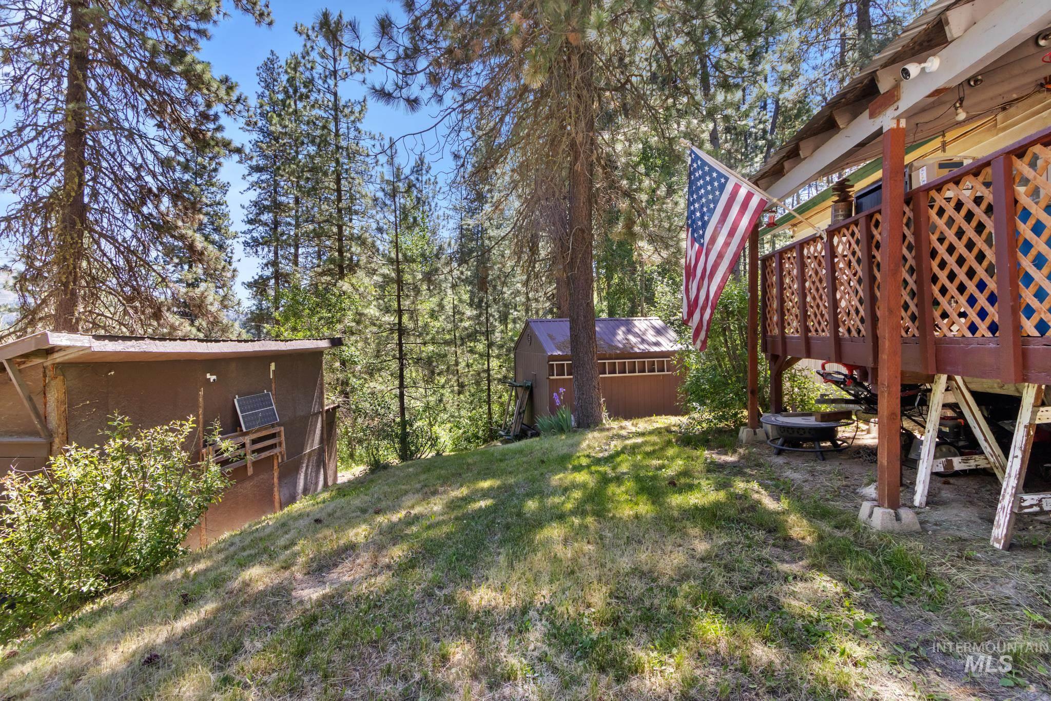29 Beaver Creek Rd, Boise, Idaho 83716-3323, 3 Bedrooms, 2 Bathrooms, Residential For Sale, Price $249,900, 98990280
