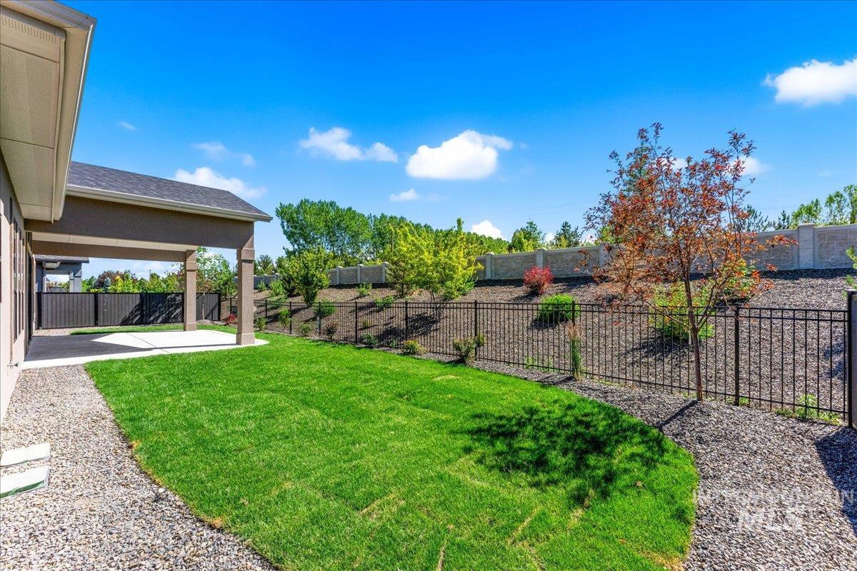 2346 N Annadale Pl, Eagle, Idaho 83616, 3 Bedrooms, 2 Bathrooms, Residential For Sale, Price $1,174,900, 98990283