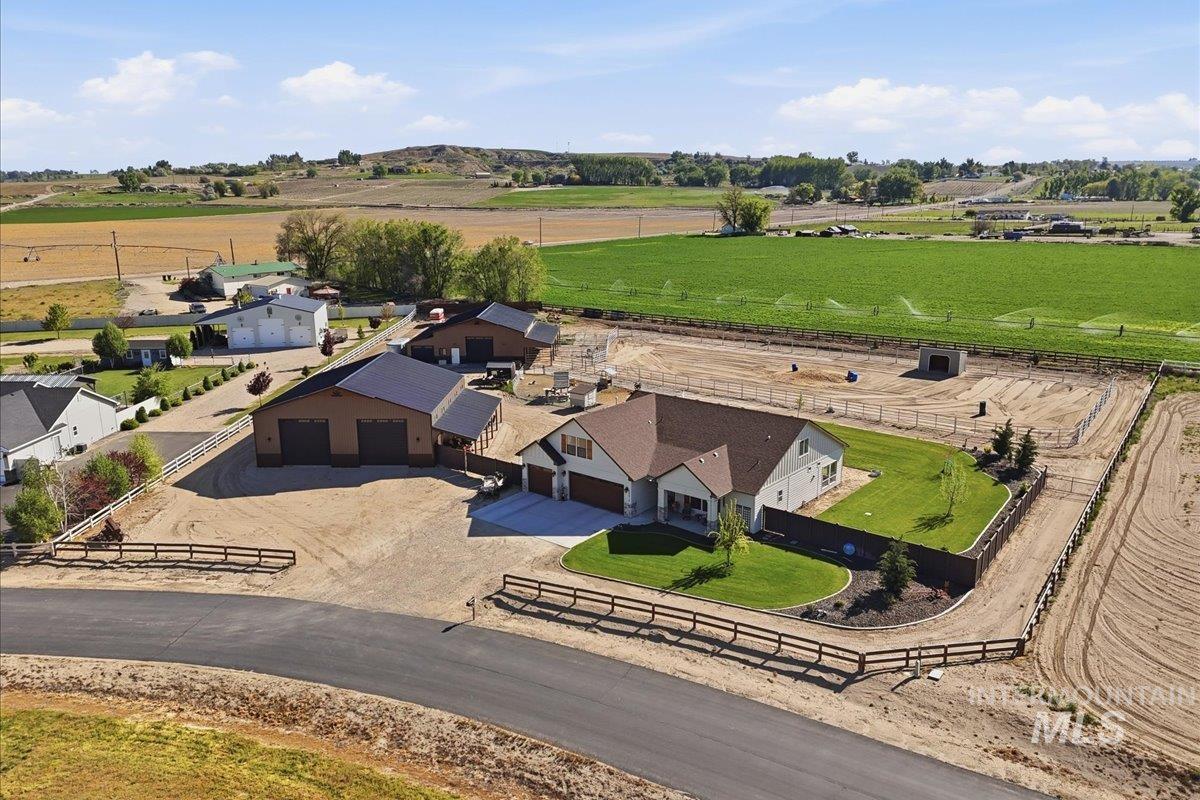 25810 Chandler Dr, Caldwell, Idaho 83676, 4 Bedrooms, 4 Bathrooms, Farm & Ranch For Sale, Price $1,495,000, 98990284