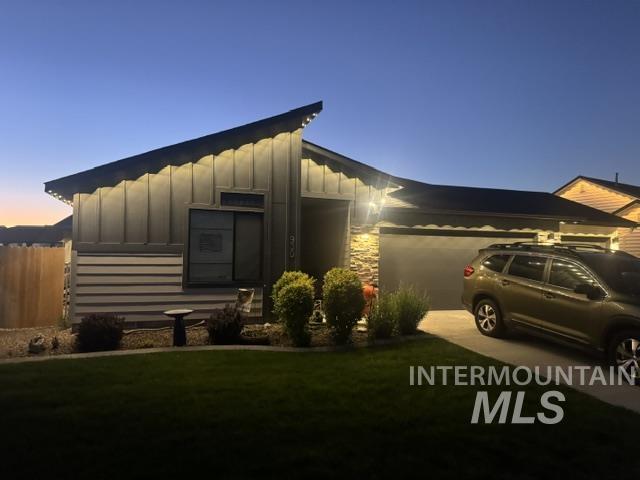 930 SW Lago, Mountain Home, Idaho 83647, 4 Bedrooms, 2 Bathrooms, Residential For Sale, Price $425,000, 98990286