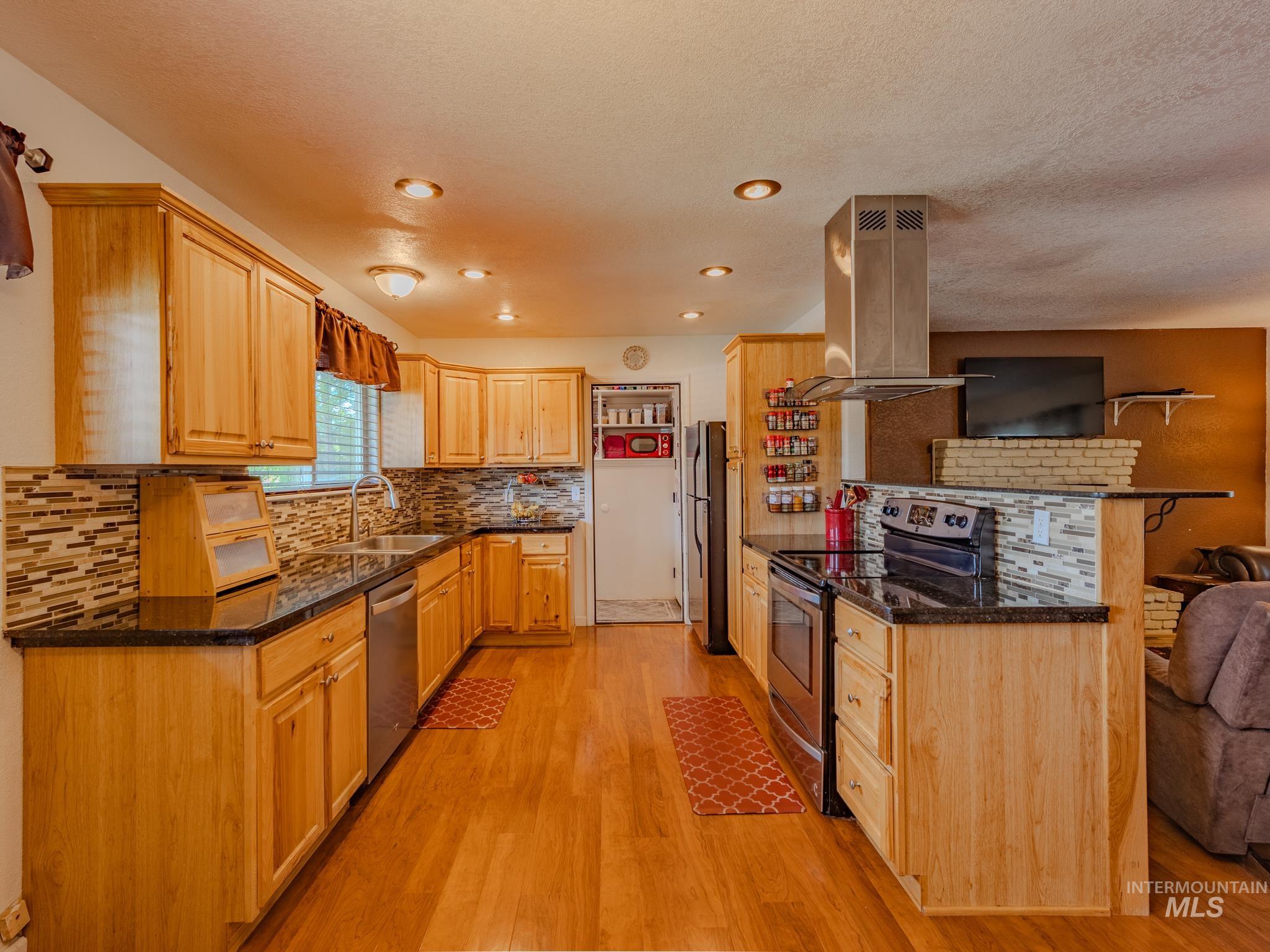 618 Dawn Drive, Grangeville, Idaho 83530, 4 Bedrooms, 2.5 Bathrooms, Residential For Sale, Price $389,000,MLS 98990292
