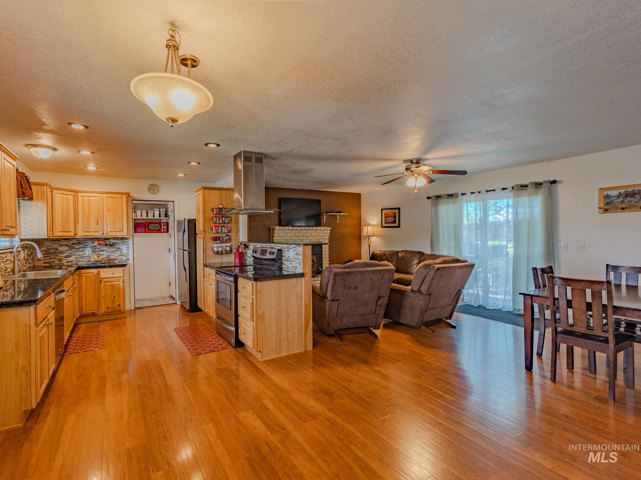 618 Dawn Drive, Grangeville, Idaho 83530, 4 Bedrooms, 2.5 Bathrooms, Residential For Sale, Price $389,000,MLS 98990292