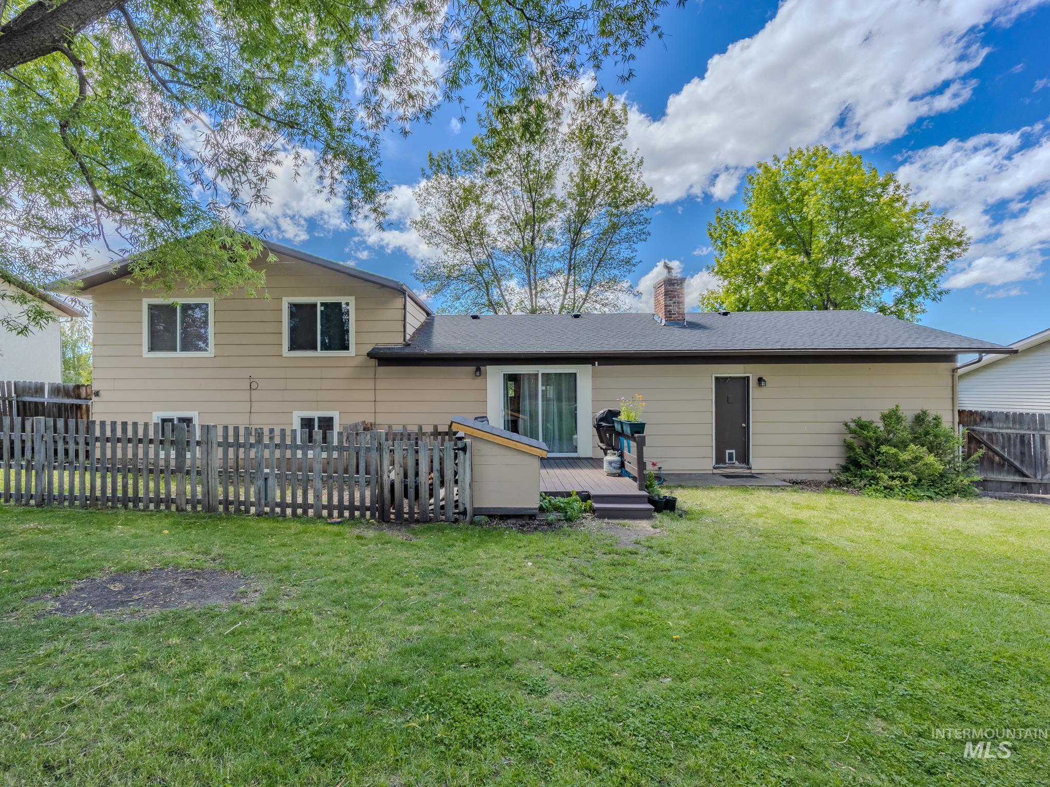 618 Dawn Drive, Grangeville, Idaho 83530, 4 Bedrooms, 2.5 Bathrooms, Residential For Sale, Price $389,000,MLS 98990292