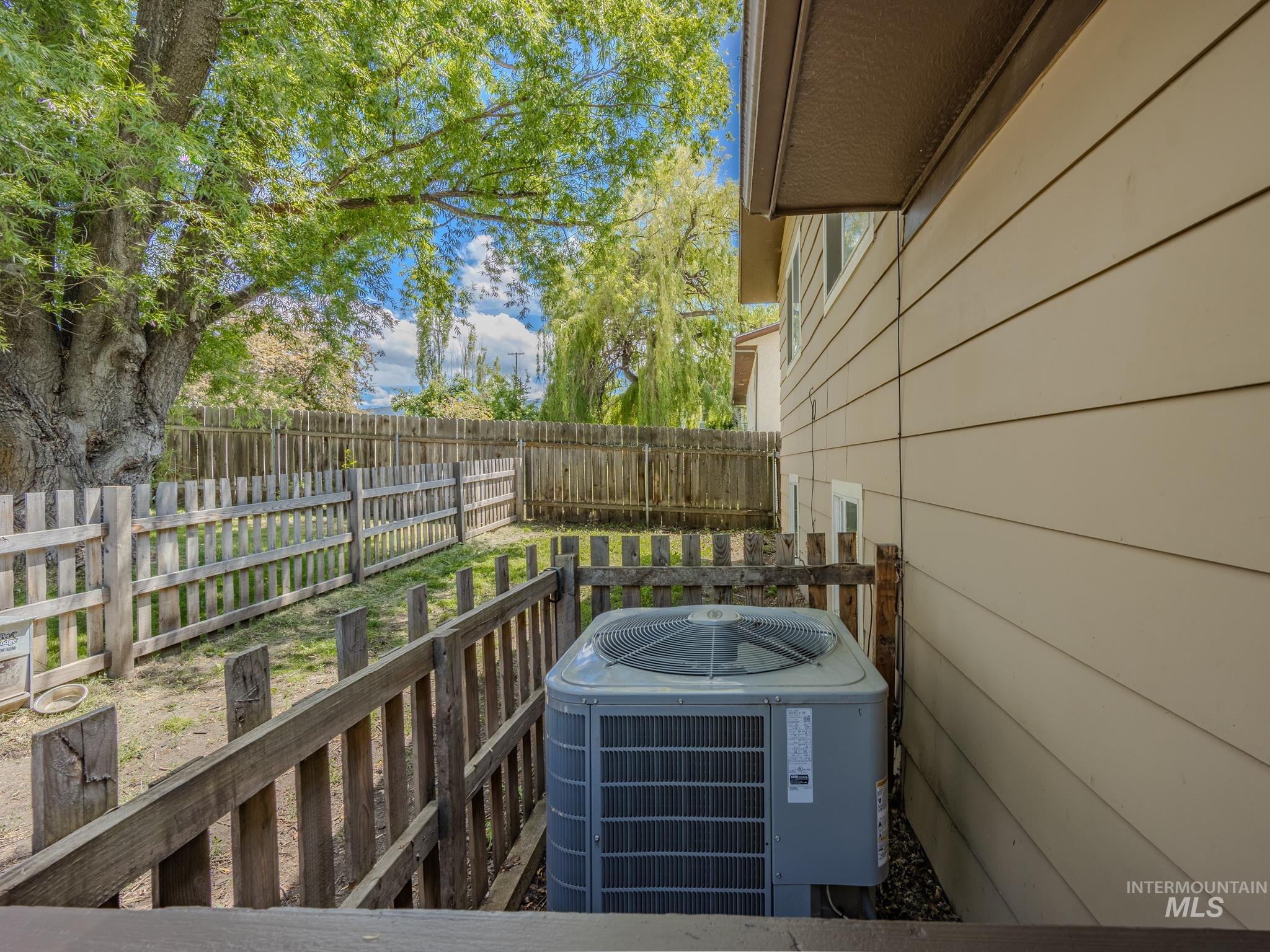 618 Dawn Drive, Grangeville, Idaho 83530, 4 Bedrooms, 2.5 Bathrooms, Residential For Sale, Price $389,000,MLS 98990292