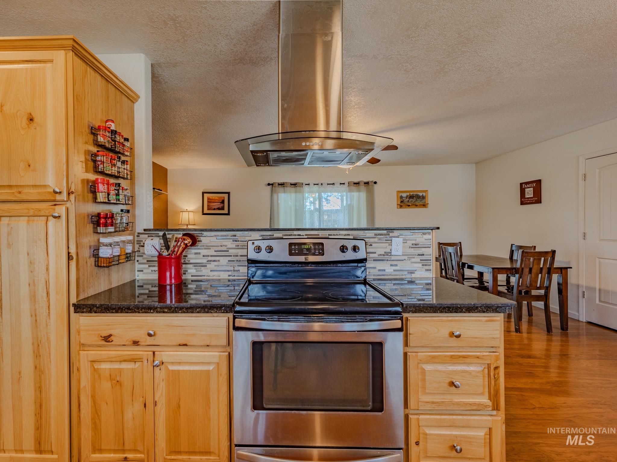 618 Dawn Drive, Grangeville, Idaho 83530, 4 Bedrooms, 2.5 Bathrooms, Residential For Sale, Price $389,000,MLS 98990292
