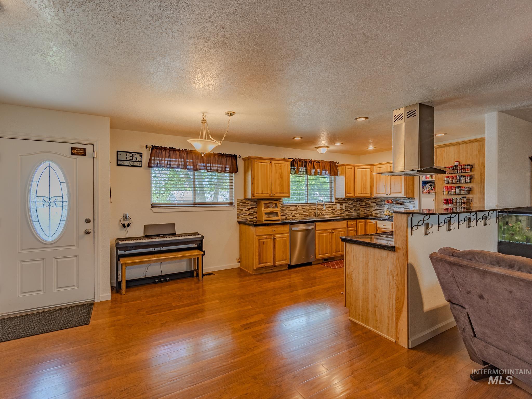 618 Dawn Drive, Grangeville, Idaho 83530, 4 Bedrooms, 2.5 Bathrooms, Residential For Sale, Price $389,000,MLS 98990292