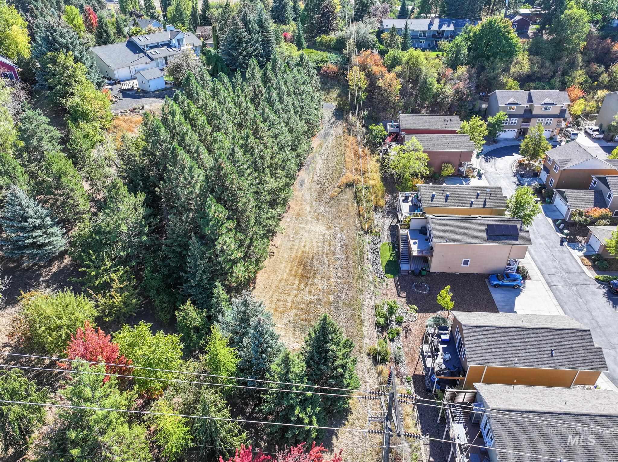 1373 Bristol Rd, Moscow, Idaho 83843, 3 Bedrooms, 2 Bathrooms, Residential For Sale, Price $375,000,MLS 98990293