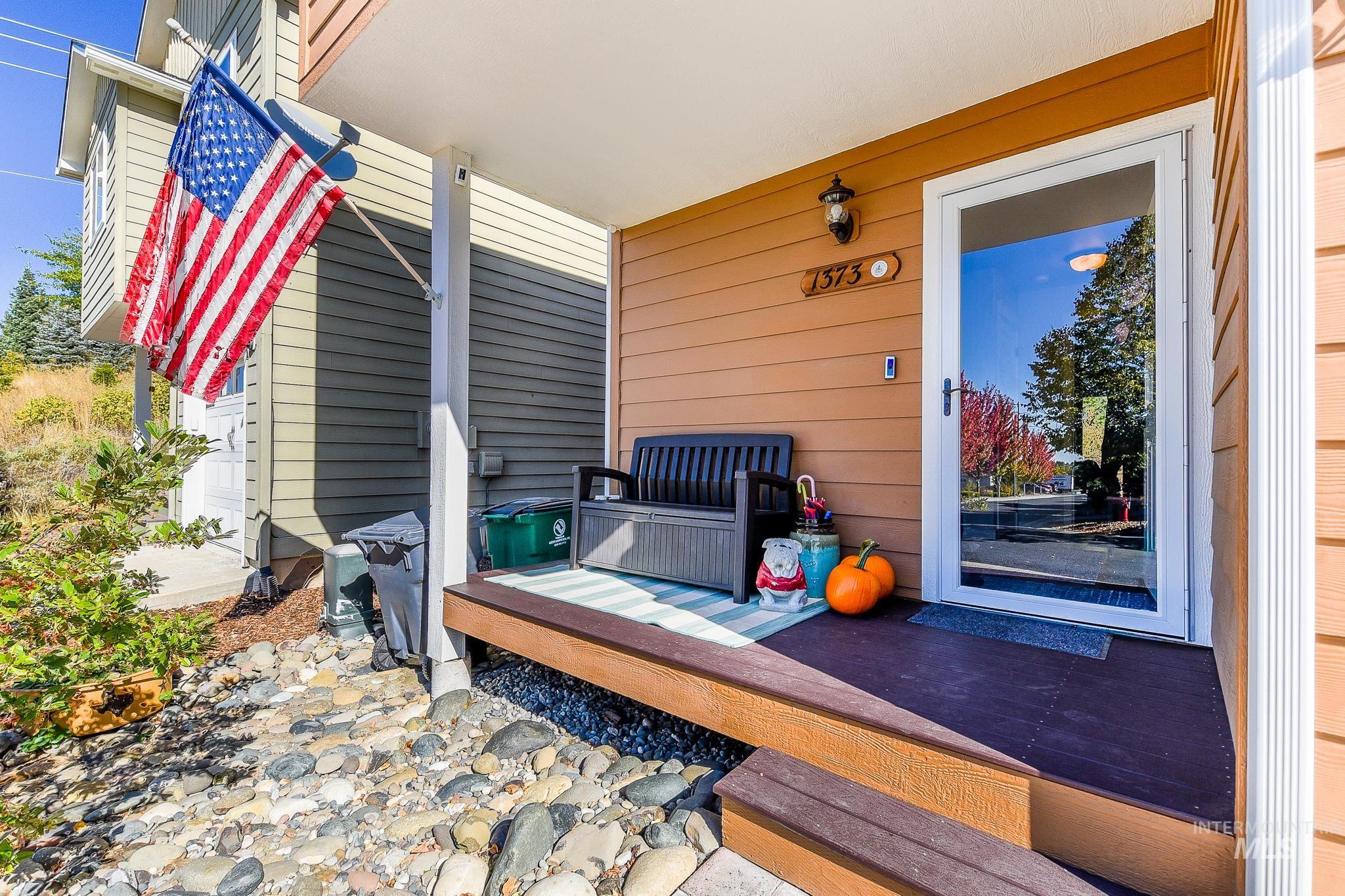 1373 Bristol Rd, Moscow, Idaho 83843, 3 Bedrooms, 2 Bathrooms, Residential For Sale, Price $375,000,MLS 98990293