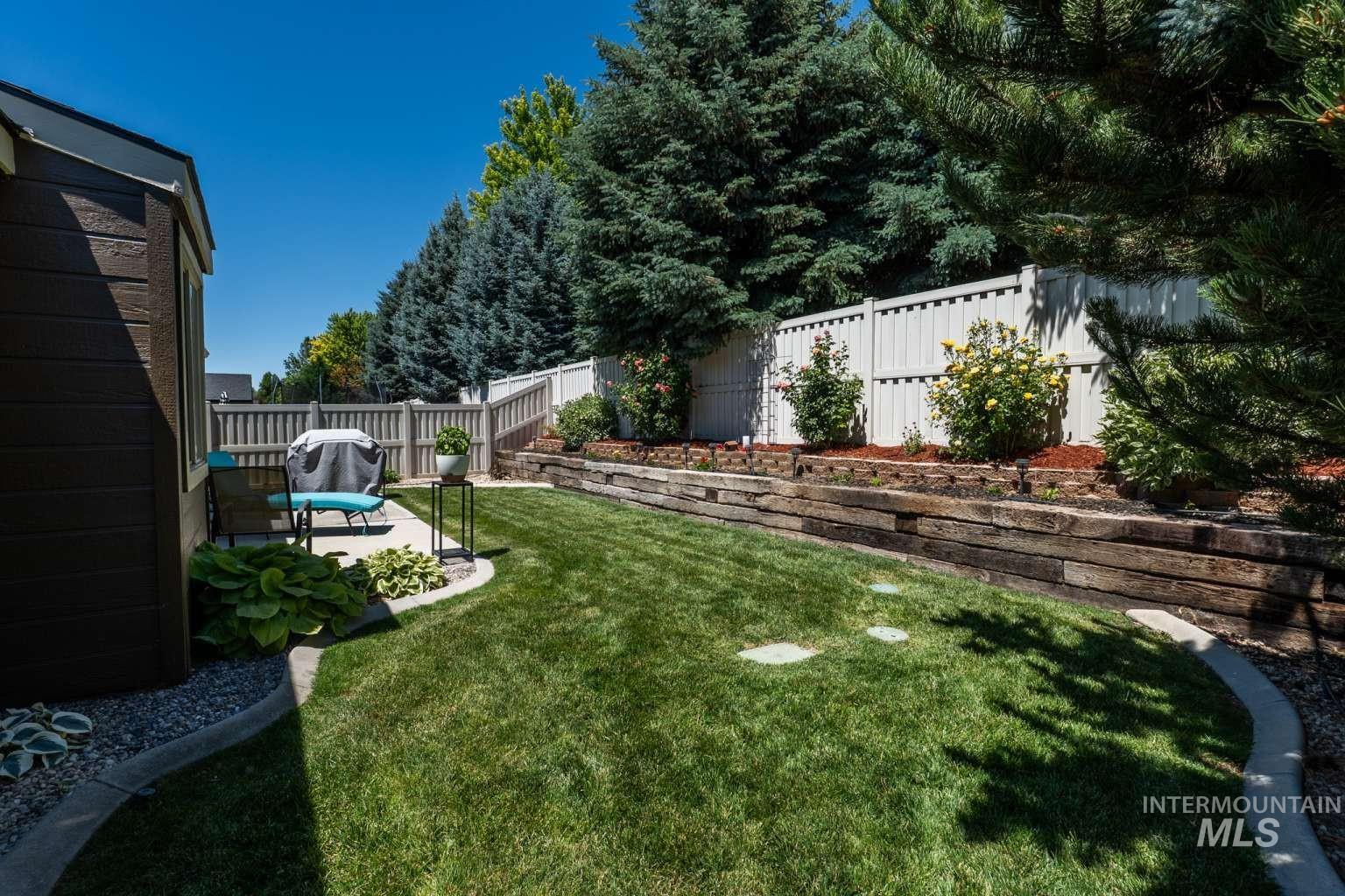 800 Harvest Way, Middleton, Idaho 83644, 3 Bedrooms, 3 Bathrooms, Residential For Sale, Price $465,000,MLS 98990296