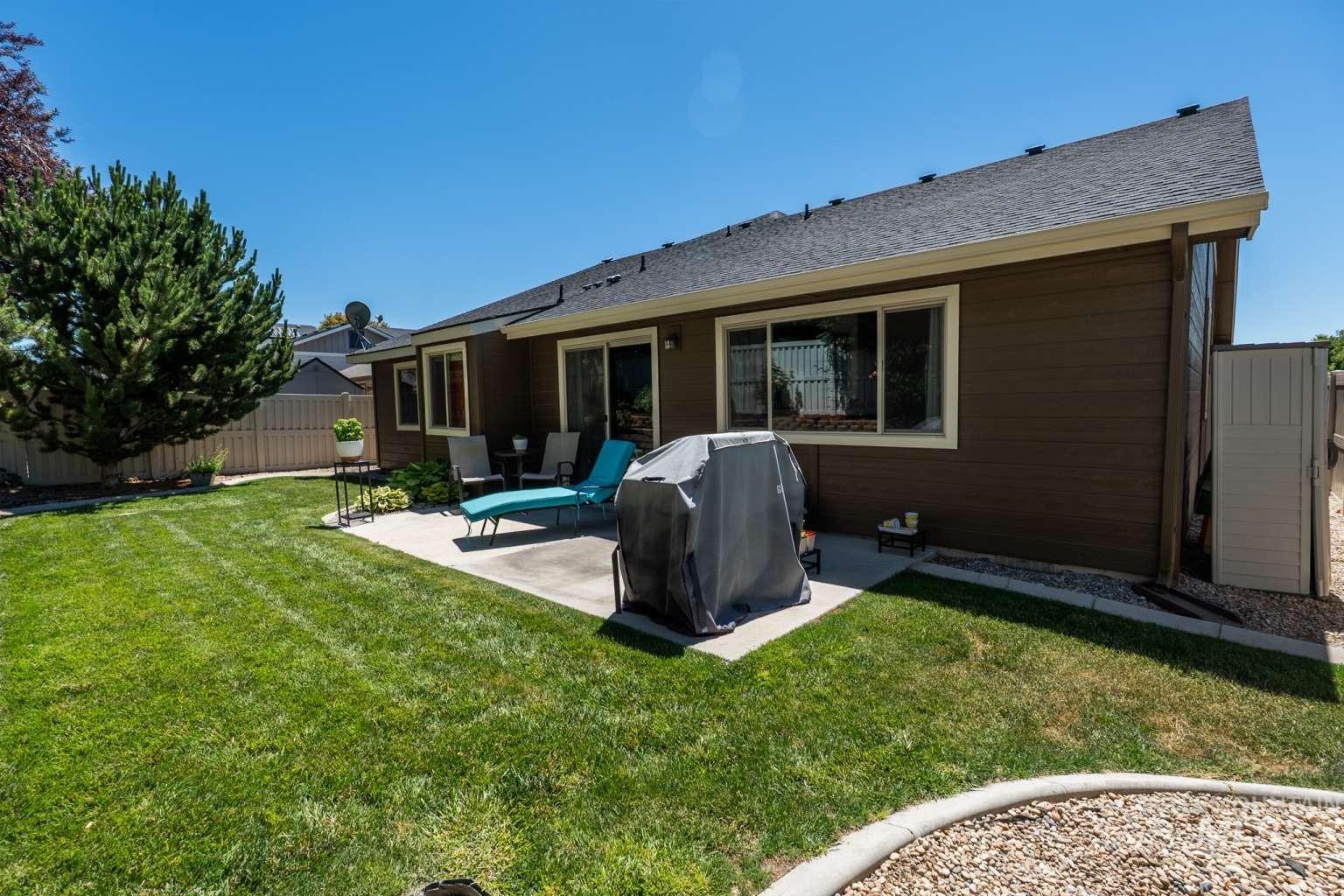 800 Harvest Way, Middleton, Idaho 83644, 3 Bedrooms, 3 Bathrooms, Residential For Sale, Price $465,000,MLS 98990296