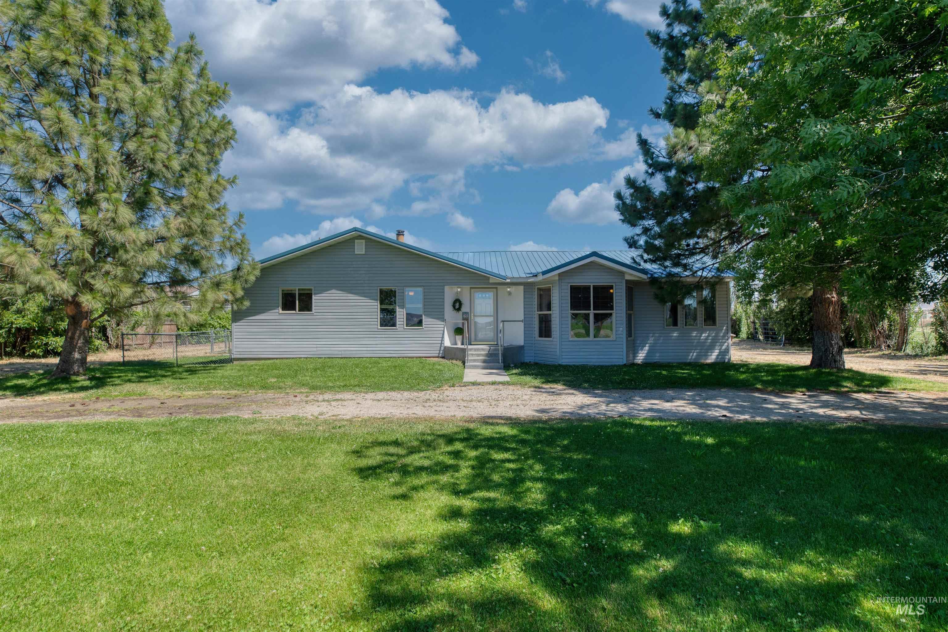 3592 W Idaho Blvd, Emmett, Idaho 83617, 3 Bedrooms, 2 Bathrooms, Residential For Sale, Price $620,000,MLS 98990311