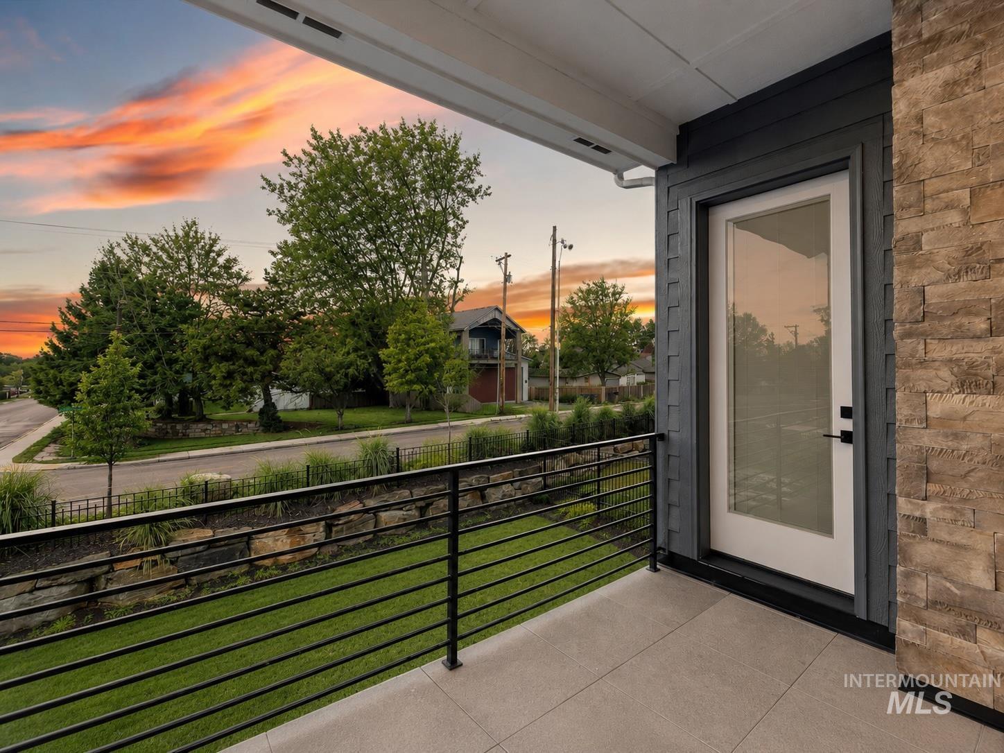 6381 W Tobi Ln, Boise, Idaho 83714, 3 Bedrooms, 3.5 Bathrooms, Residential For Sale, Price $825,000,MLS 98990315