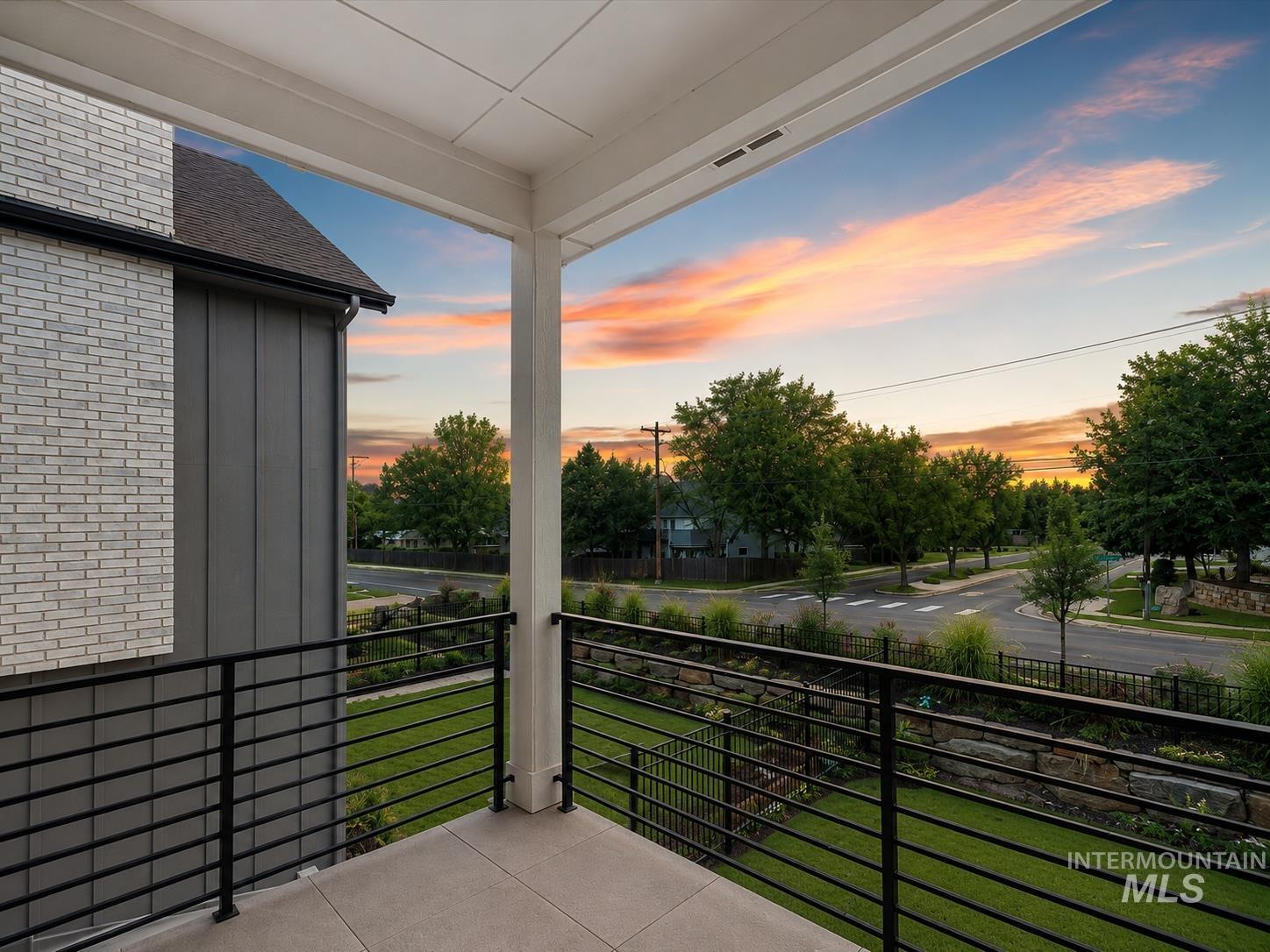 6381 W Tobi Ln, Boise, Idaho 83714, 3 Bedrooms, 3.5 Bathrooms, Residential For Sale, Price $825,000,MLS 98990315