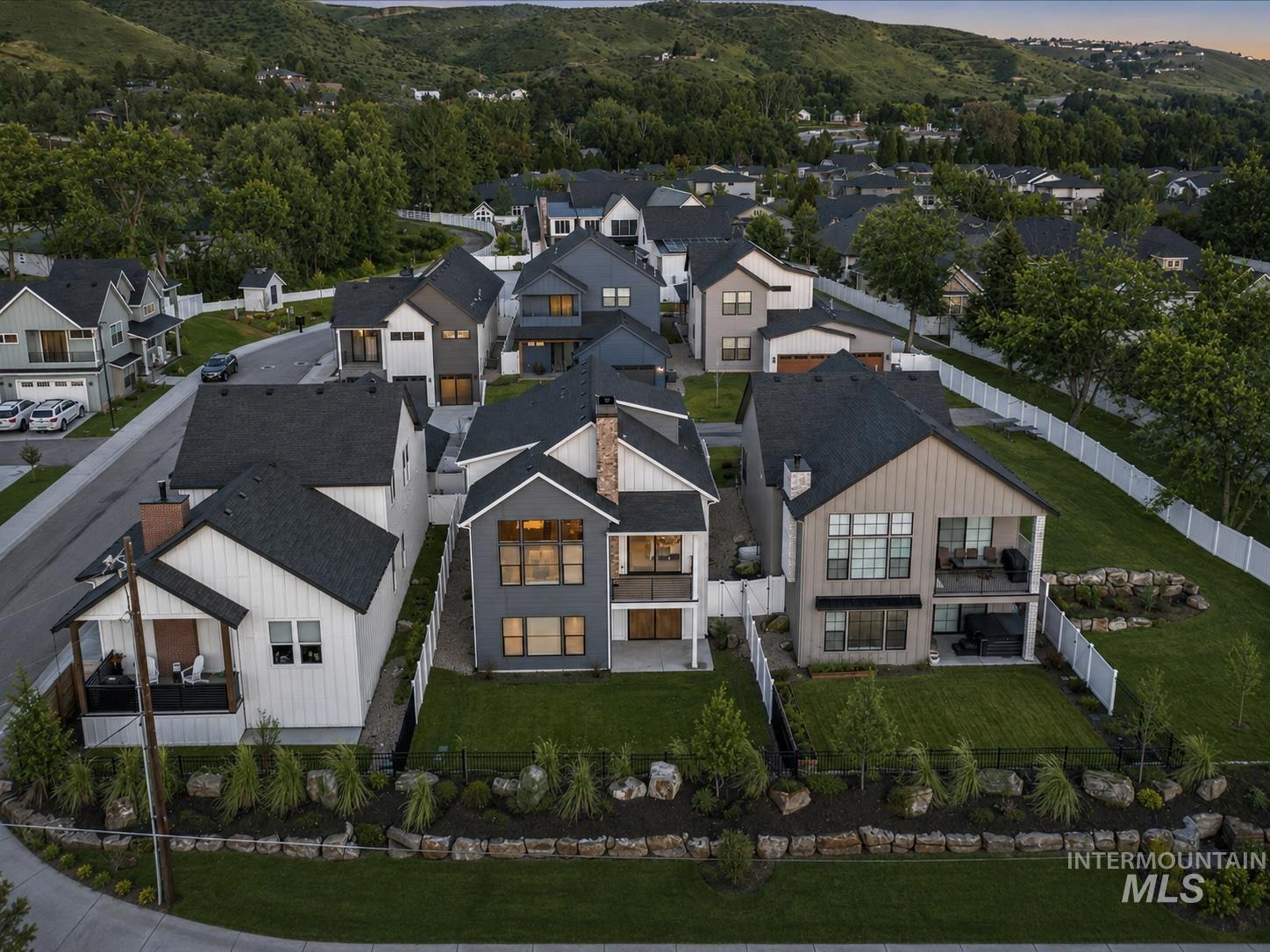 6381 W Tobi Ln, Boise, Idaho 83714, 3 Bedrooms, 3.5 Bathrooms, Residential For Sale, Price $825,000,MLS 98990315