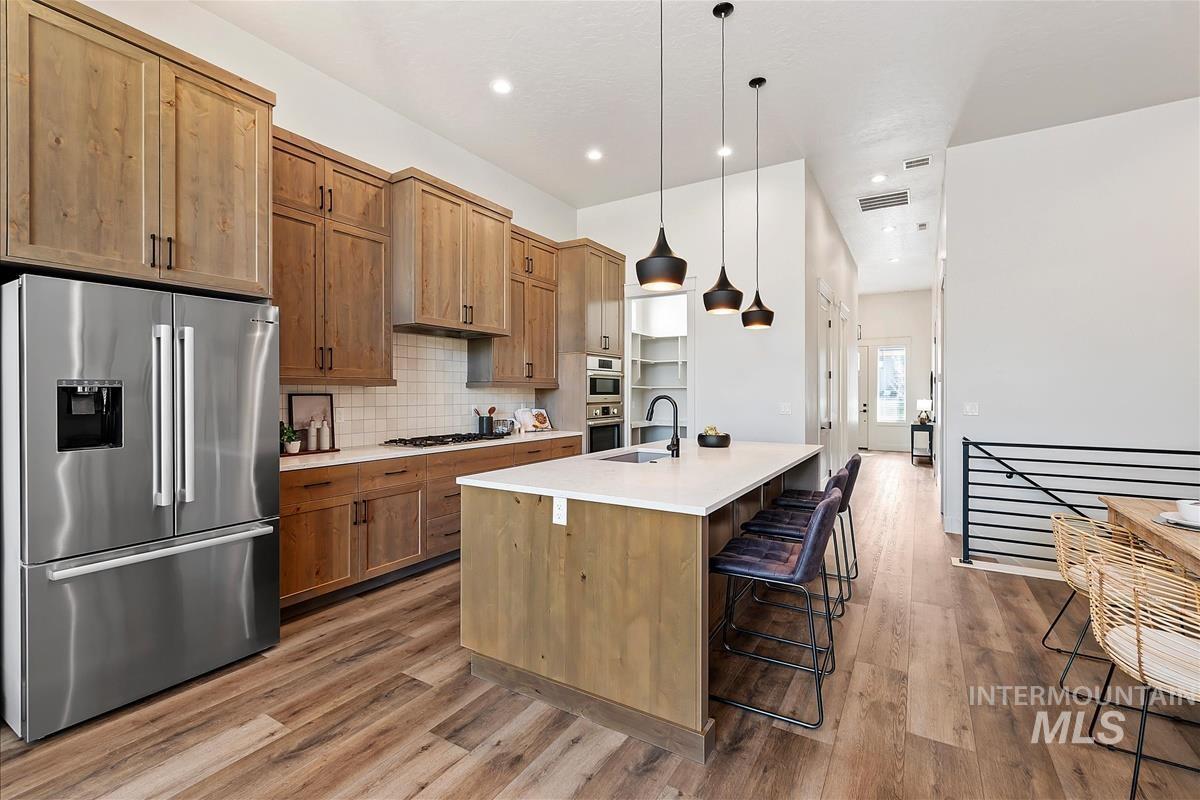 6381 W Tobi Ln, Boise, Idaho 83714, 3 Bedrooms, 3.5 Bathrooms, Residential For Sale, Price $825,000,MLS 98990315