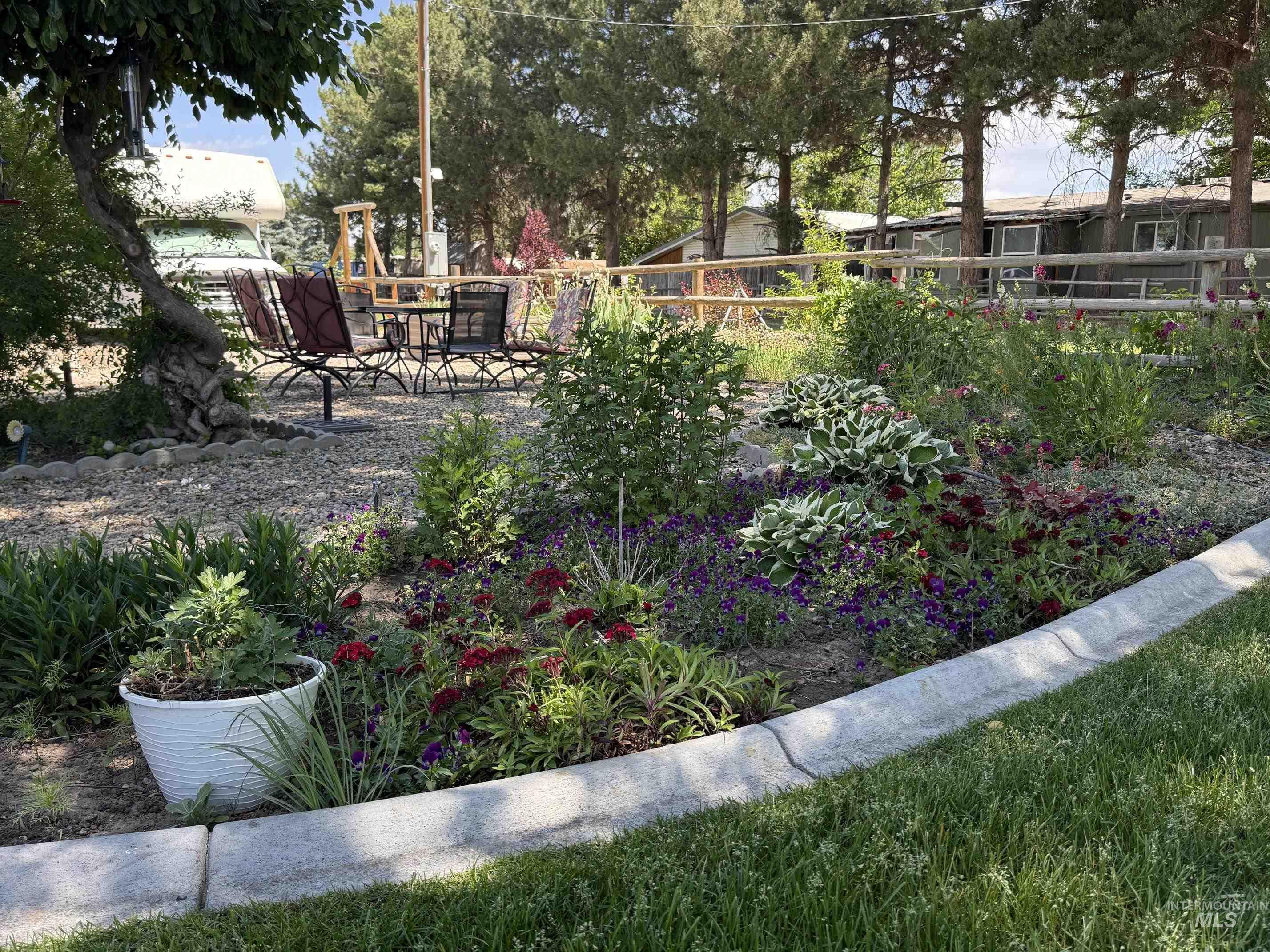 105 NE 16th St, Fruitland, Idaho 83619, 5 Bedrooms, 3 Bathrooms, Residential For Sale, Price $1,MLS 98990316