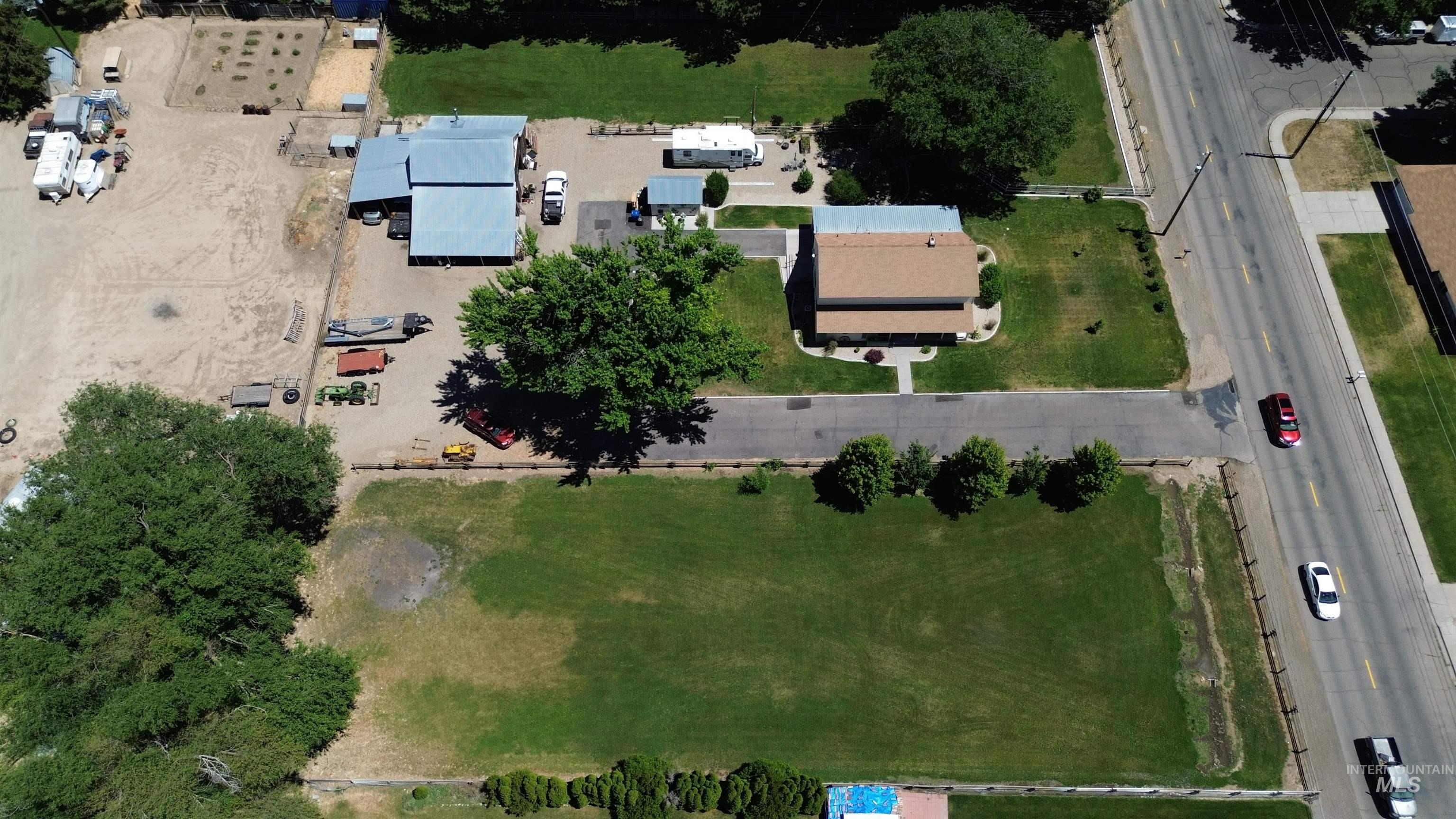 105 NE 16th St, Fruitland, Idaho 83619, 5 Bedrooms, 3 Bathrooms, Residential For Sale, Price $1,MLS 98990316