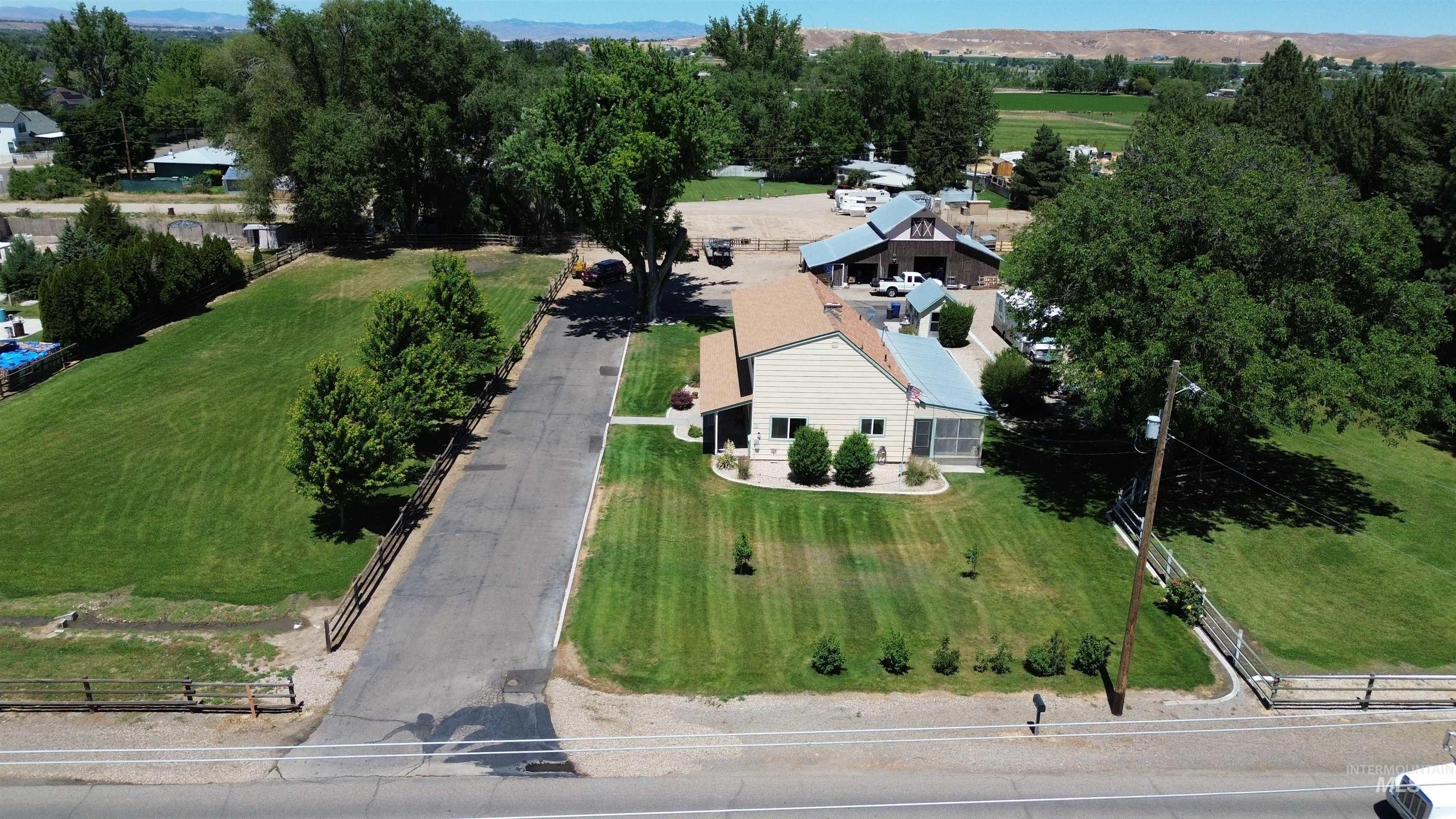 105 NE 16th St, Fruitland, Idaho 83619, 5 Bedrooms, 3 Bathrooms, Residential For Sale, Price $1,MLS 98990316