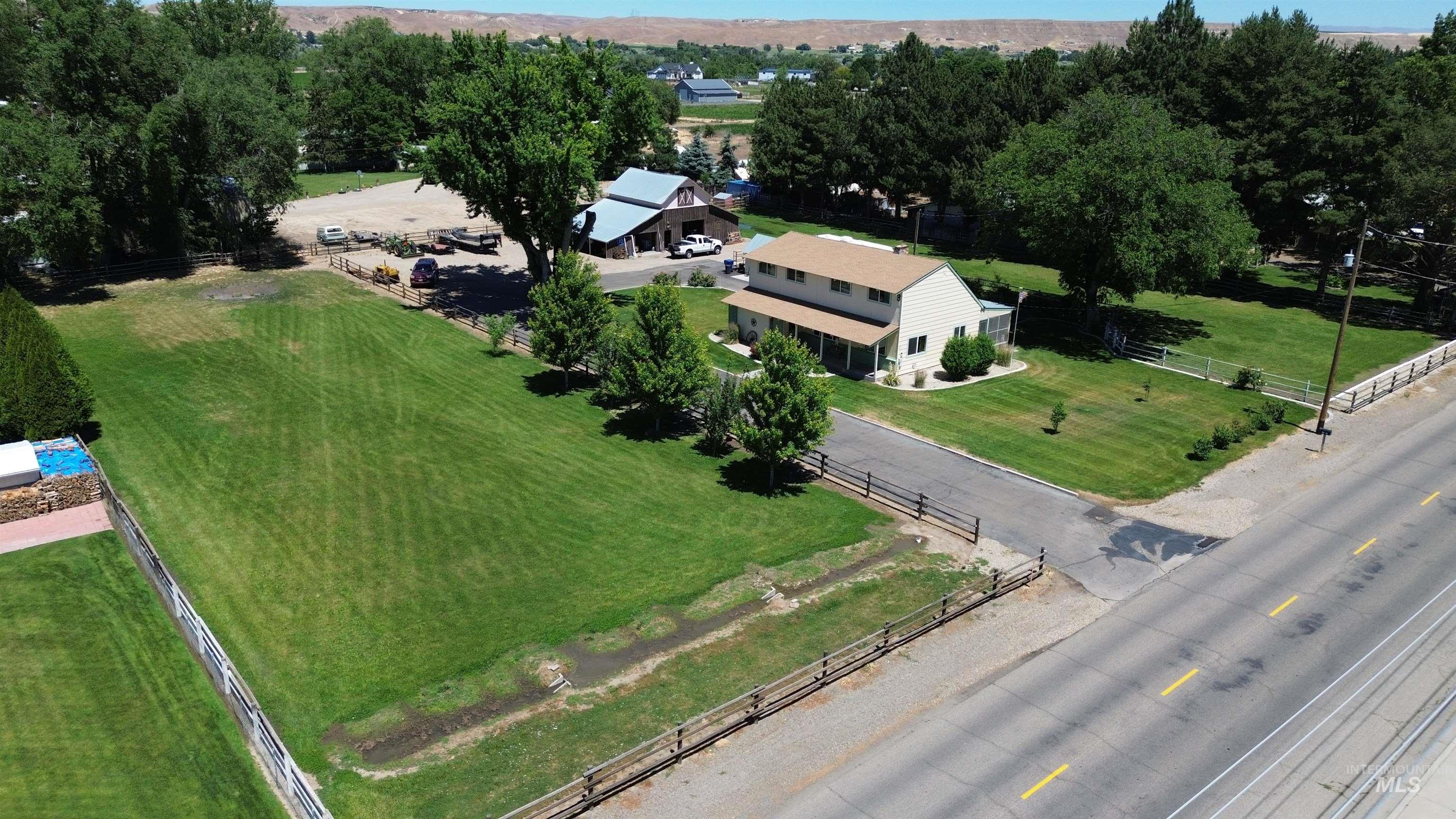 105 NE 16th St, Fruitland, Idaho 83619, 5 Bedrooms, 3 Bathrooms, Residential For Sale, Price $1,MLS 98990316