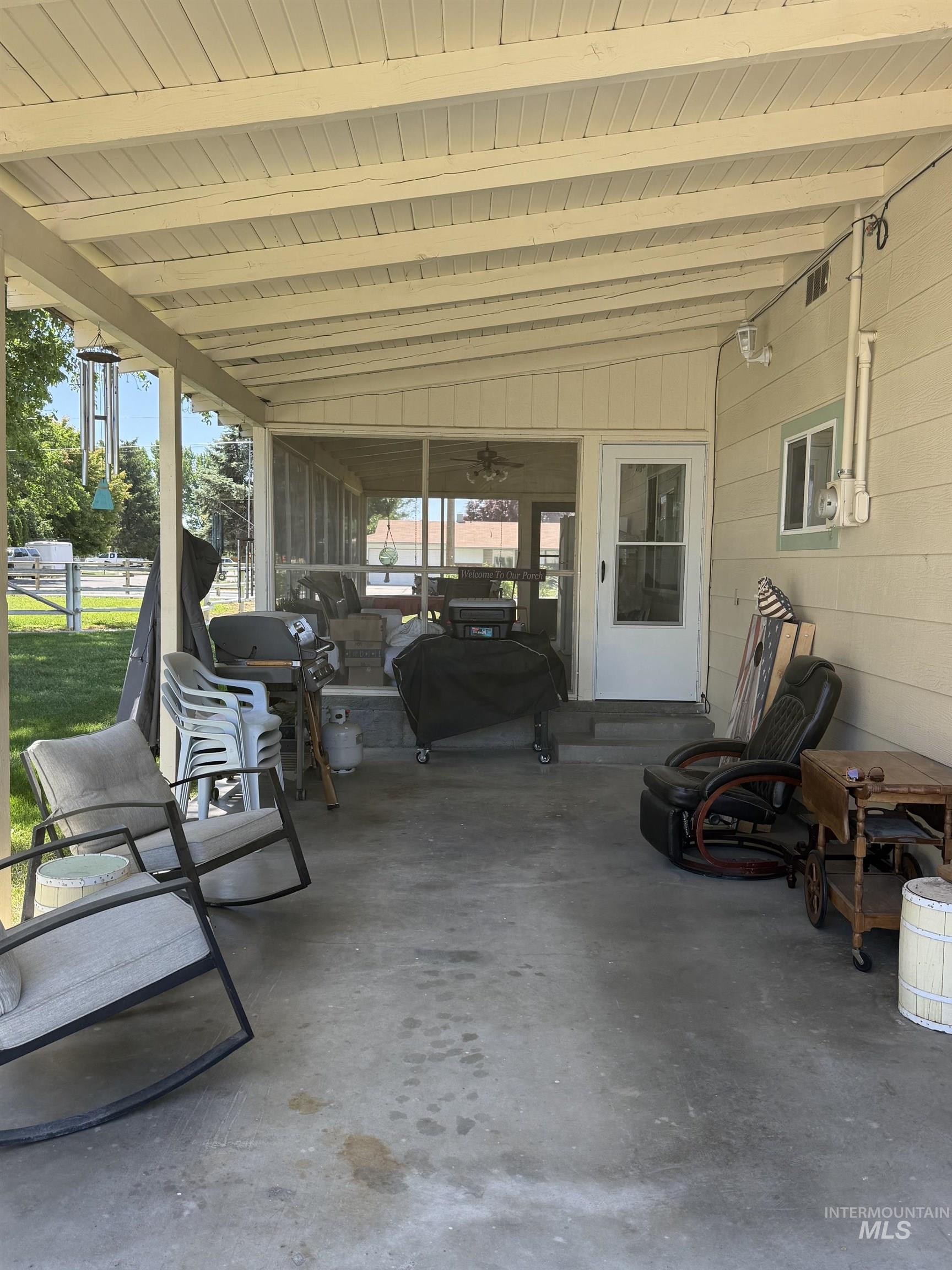105 NE 16th St, Fruitland, Idaho 83619, 5 Bedrooms, 3 Bathrooms, Residential For Sale, Price $1,MLS 98990316
