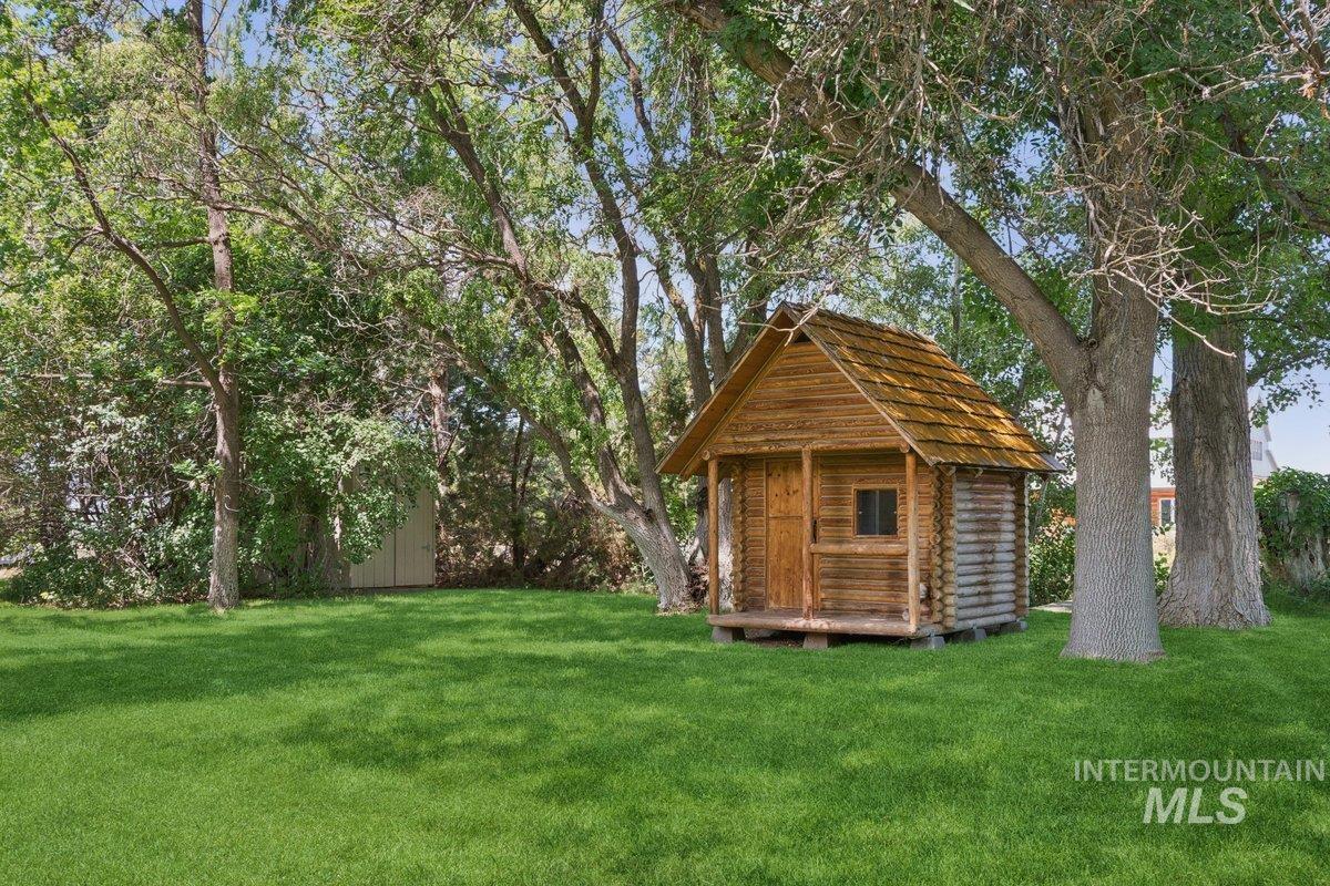 7714 Spring Drive, Nampa, Idaho 83687, 4 Bedrooms, 2 Bathrooms, Residential For Sale, Price $649,900, 98990335