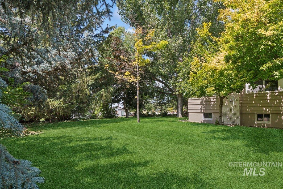7714 Spring Drive, Nampa, Idaho 83687, 4 Bedrooms, 2 Bathrooms, Residential For Sale, Price $649,900, 98990335