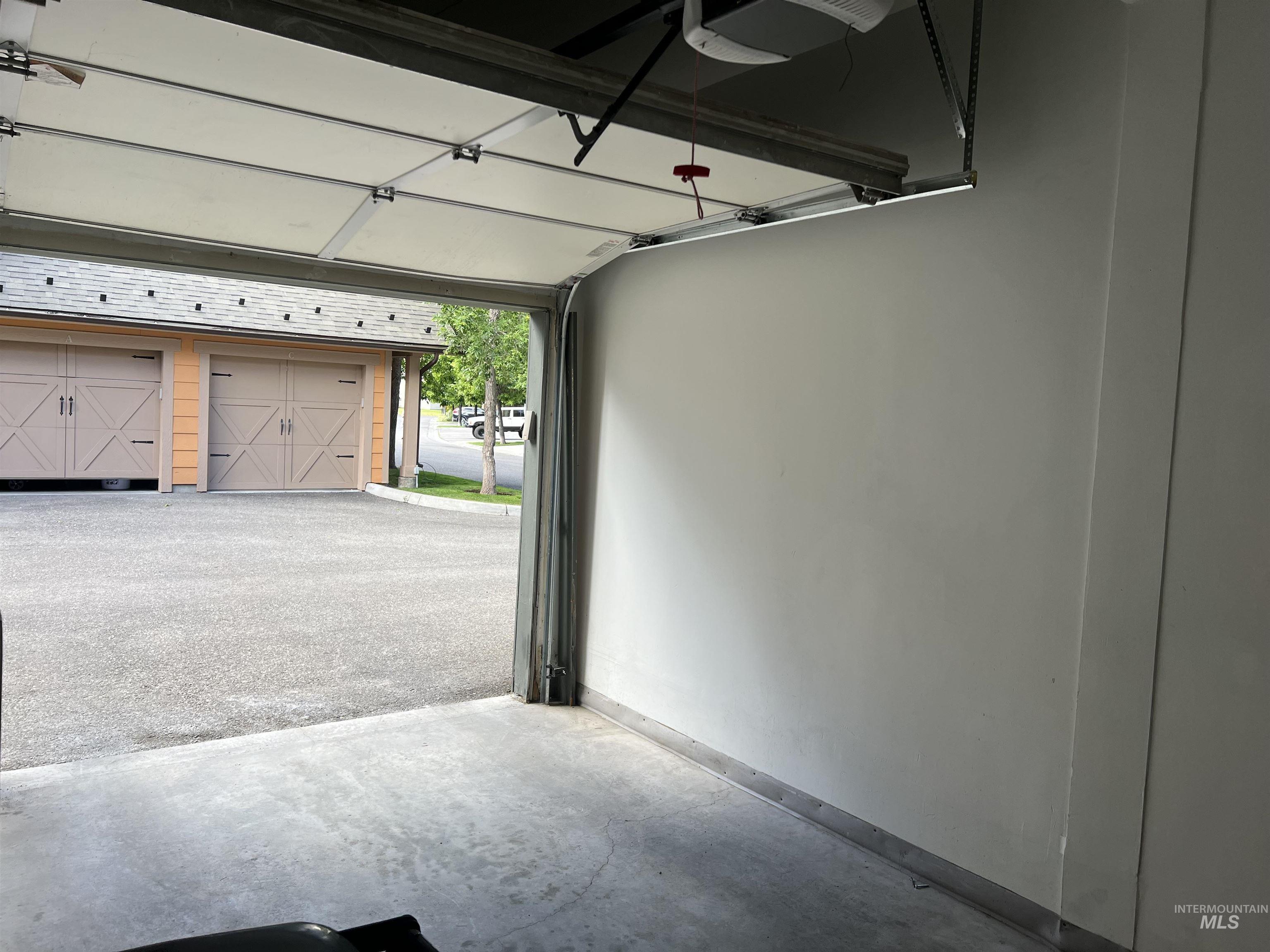 930 White Cloud Lane, Hailey, Idaho 83333, 2 Bedrooms, 2 Bathrooms, Residential For Sale, Price $444,900,MLS 98990378
