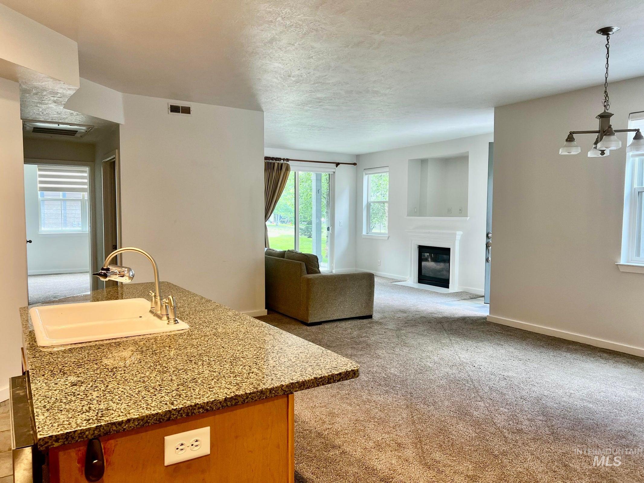 930 White Cloud Lane, Hailey, Idaho 83333, 2 Bedrooms, 2 Bathrooms, Residential For Sale, Price $444,900,MLS 98990378