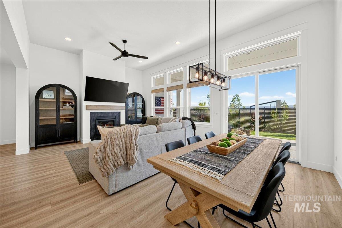 7782 W Daybreak Run Ct, Meridian, Idaho 83646, 6 Bedrooms, 4.5 Bathrooms, Residential For Sale, Price $899,999, 98990384