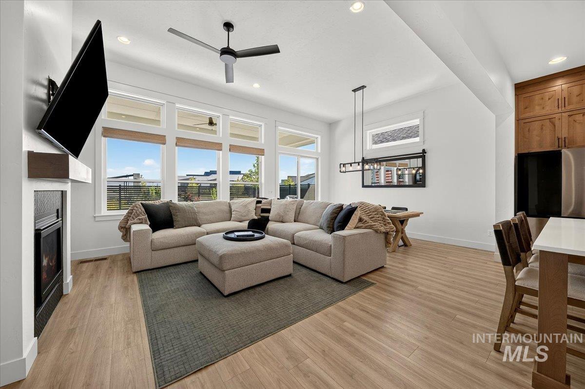 7782 W Daybreak Run Ct, Meridian, Idaho 83646, 6 Bedrooms, 4.5 Bathrooms, Residential For Sale, Price $899,999,MLS 98990384