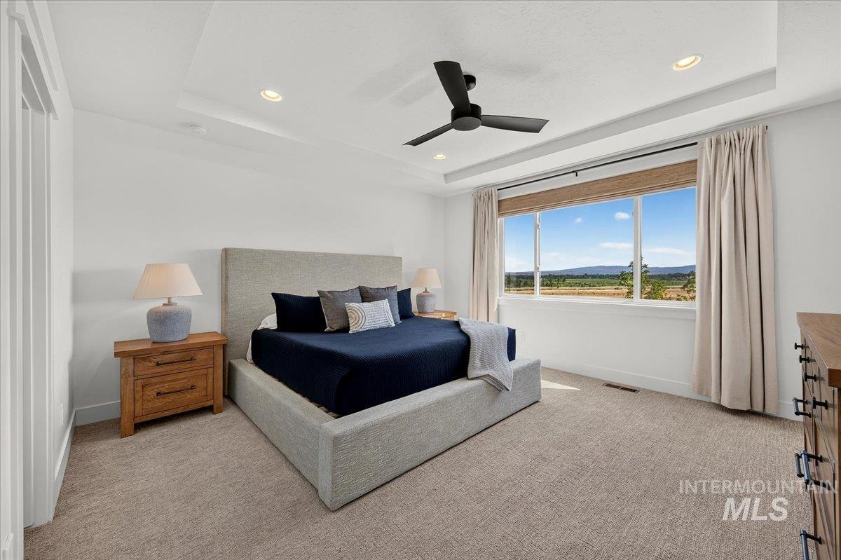7782 W Daybreak Run Ct, Meridian, Idaho 83646, 6 Bedrooms, 4.5 Bathrooms, Residential For Sale, Price $899,999,MLS 98990384