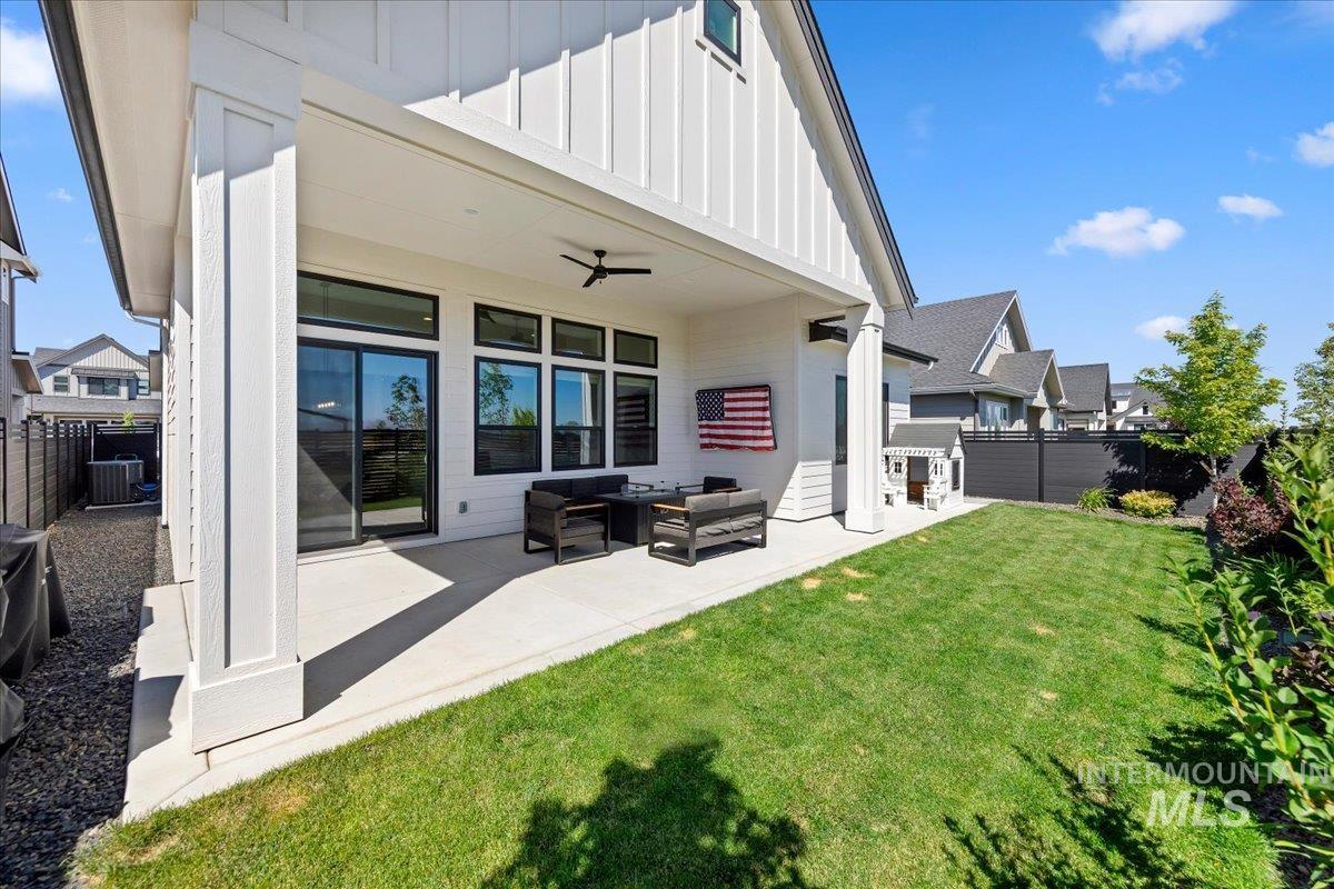 7782 W Daybreak Run Ct, Meridian, Idaho 83642, 6 Bedrooms, 4.5 Bathrooms, Residential For Sale, Price $929,900,MLS 98990384