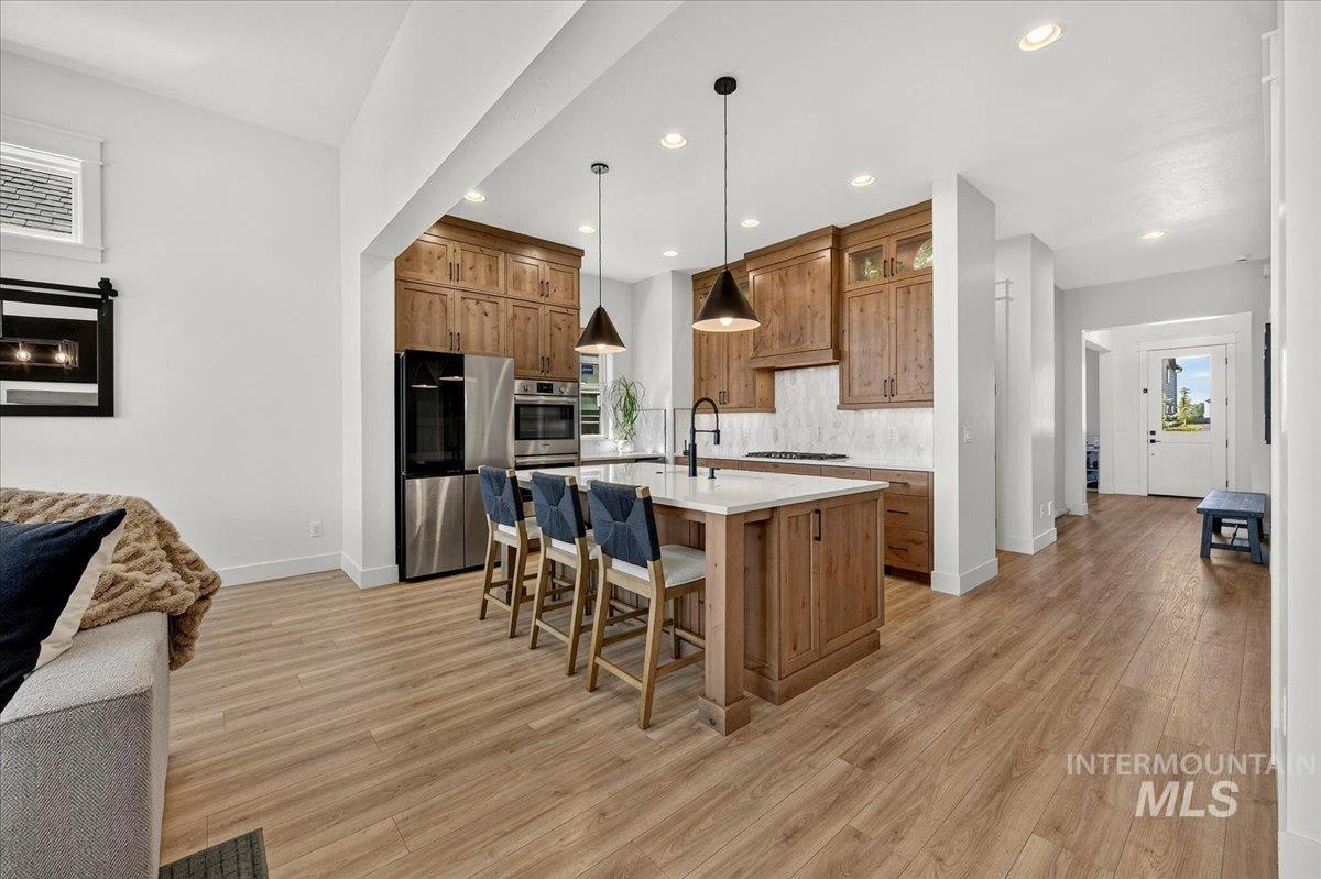 7782 W Daybreak Run Ct, Meridian, Idaho 83646, 6 Bedrooms, 4.5 Bathrooms, Residential For Sale, Price $899,999,MLS 98990384