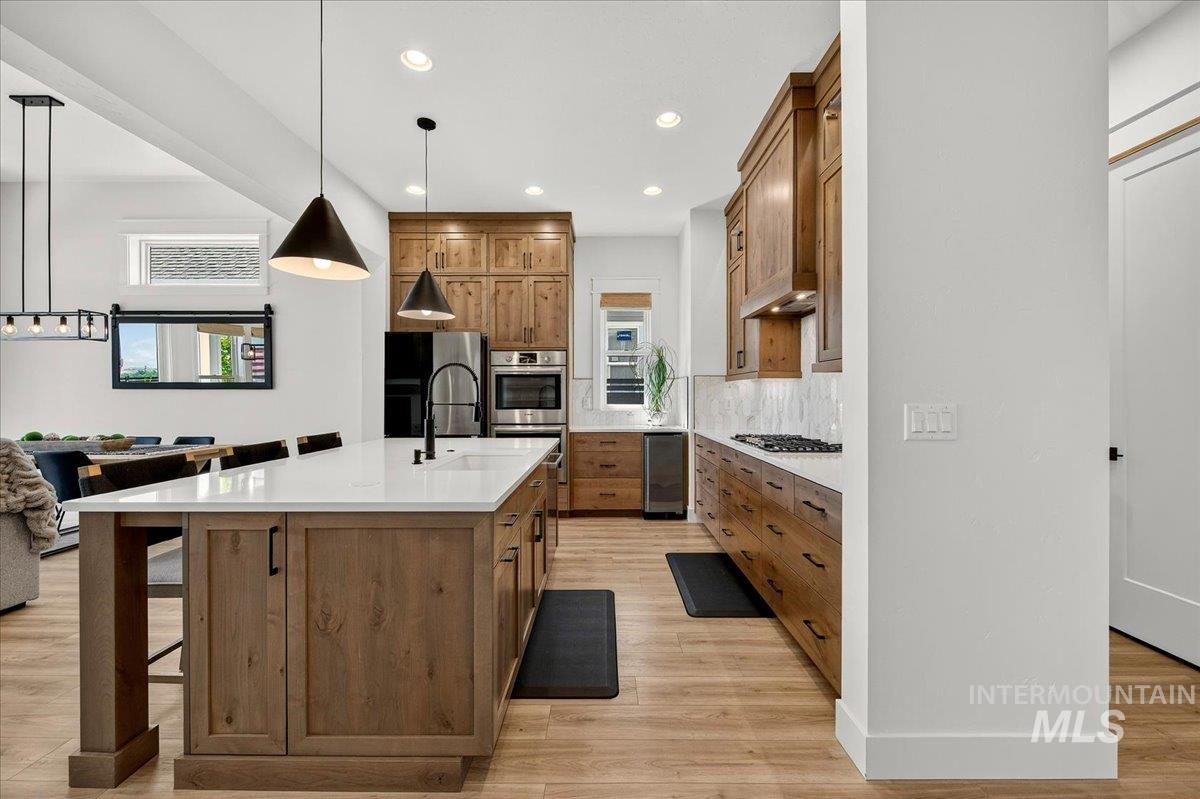 7782 W Daybreak Run Ct, Meridian, Idaho 83646, 6 Bedrooms, 4.5 Bathrooms, Residential For Sale, Price $899,999, 98990384