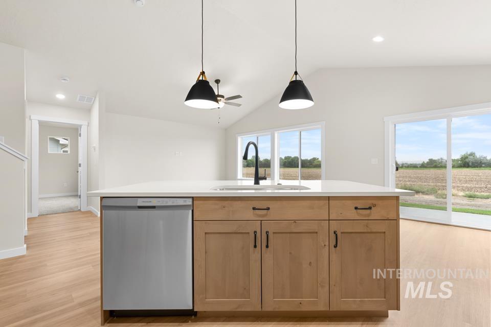 1385 Solstice St, Weiser, Idaho 83672, 3 Bedrooms, 2 Bathrooms, Residential For Sale, Price $405,399,MLS 98990385