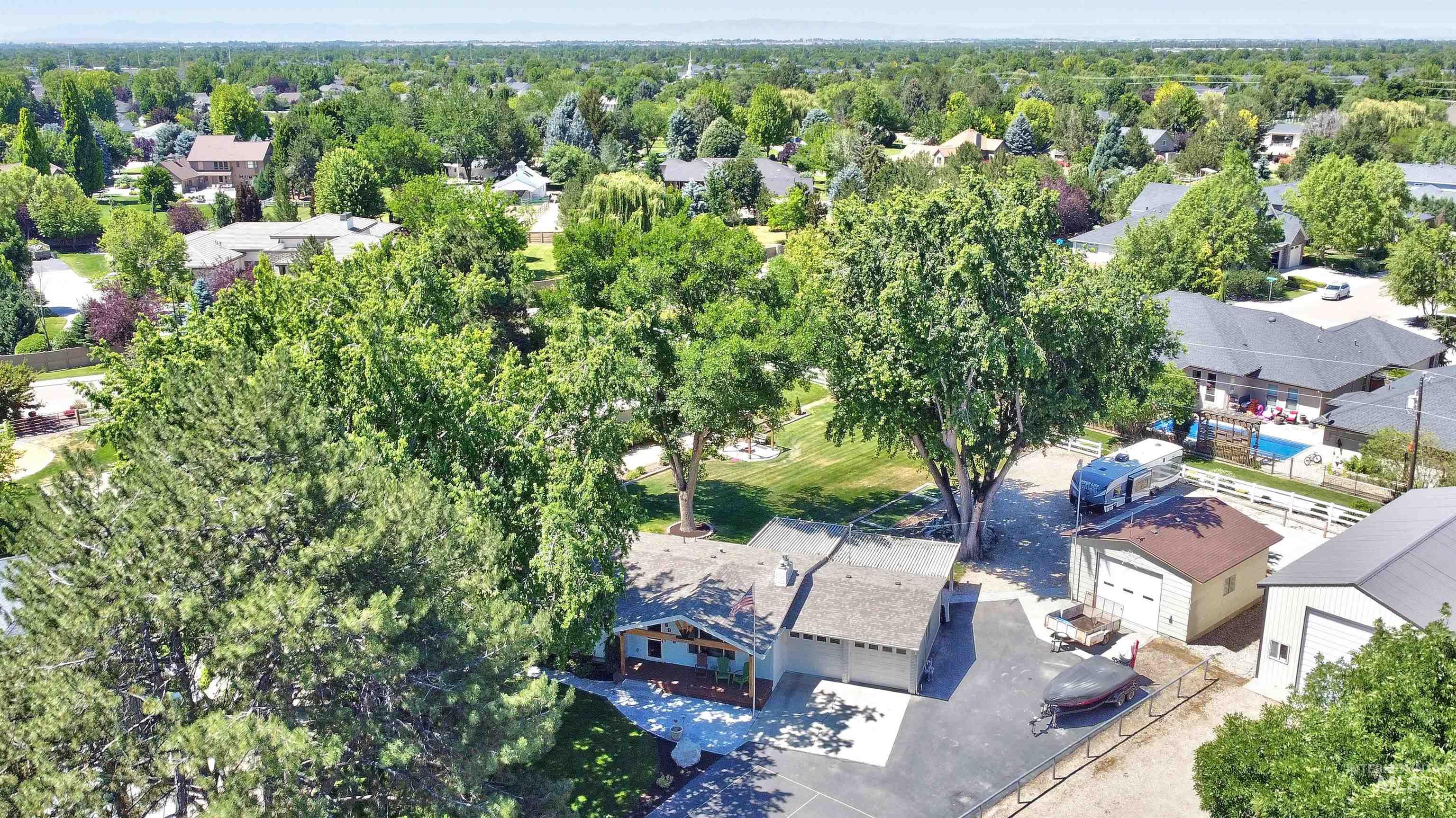 6065 Karen Drive, Meridian, Idaho 83646, 3 Bedrooms, 2.5 Bathrooms, Residential For Sale, Price $899,000,MLS 98990391
