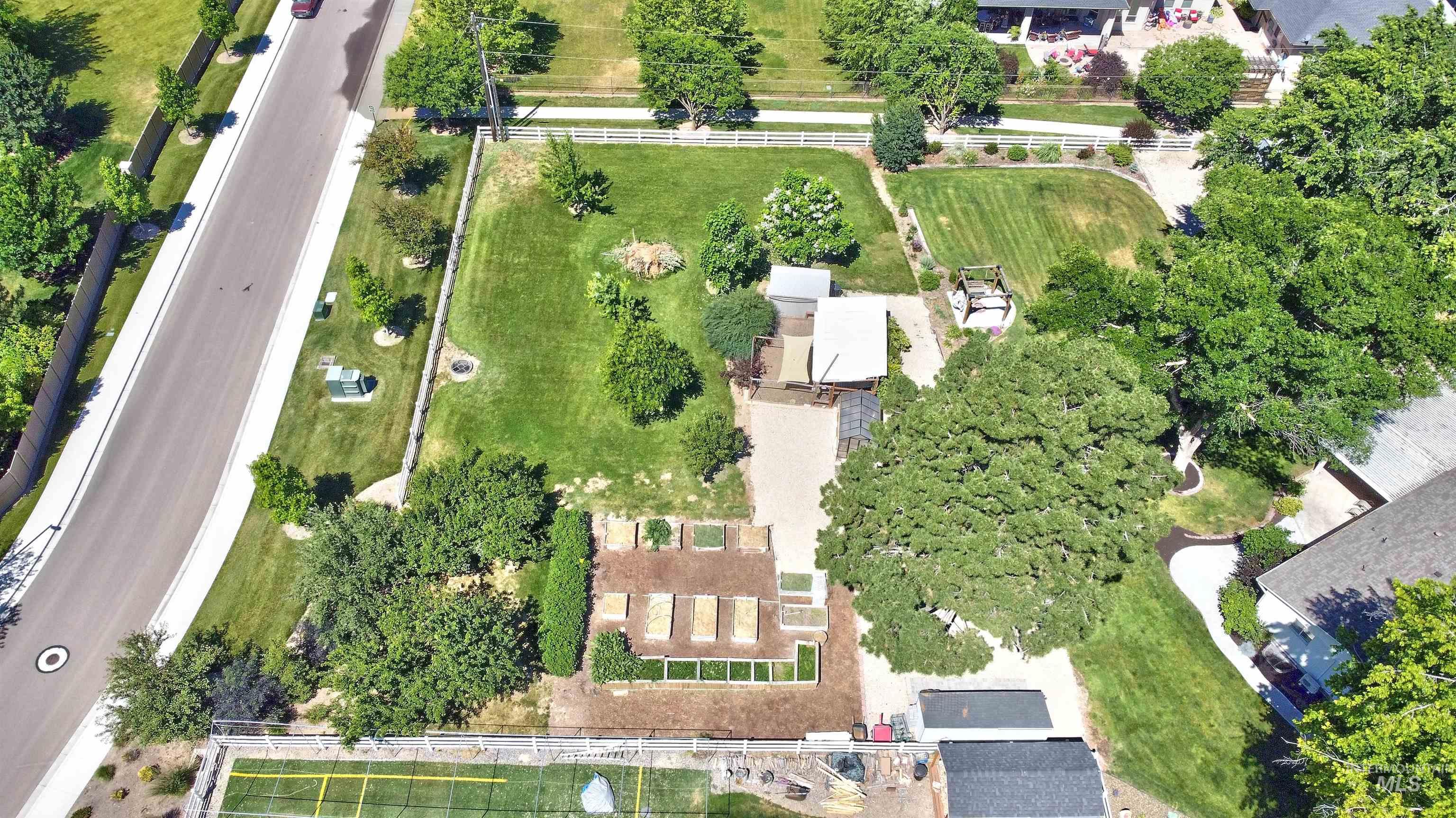 6065 Karen Drive, Meridian, Idaho 83646, 3 Bedrooms, 2.5 Bathrooms, Residential For Sale, Price $899,000,MLS 98990391